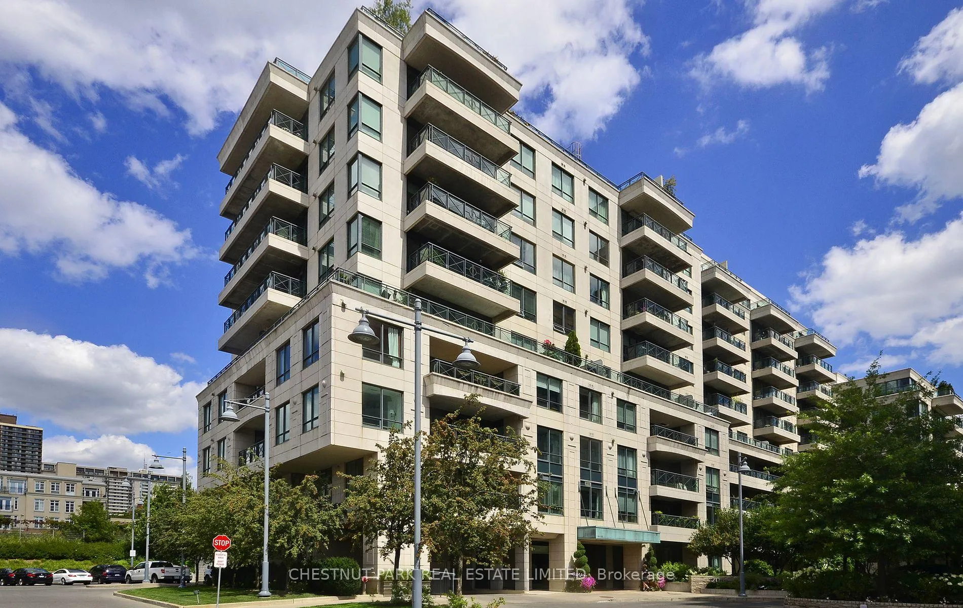 Photo 1 of Unit 801, 20 Scrivener Square, Toronto, Rosedale-Moore Park — HOMEH