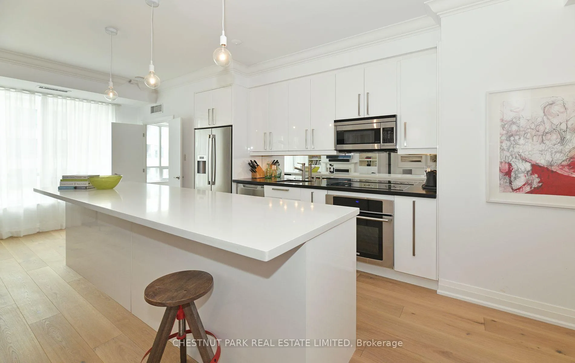 Photo 10 of Unit 801, 20 Scrivener Square, Toronto, Rosedale-Moore Park — HOMEH