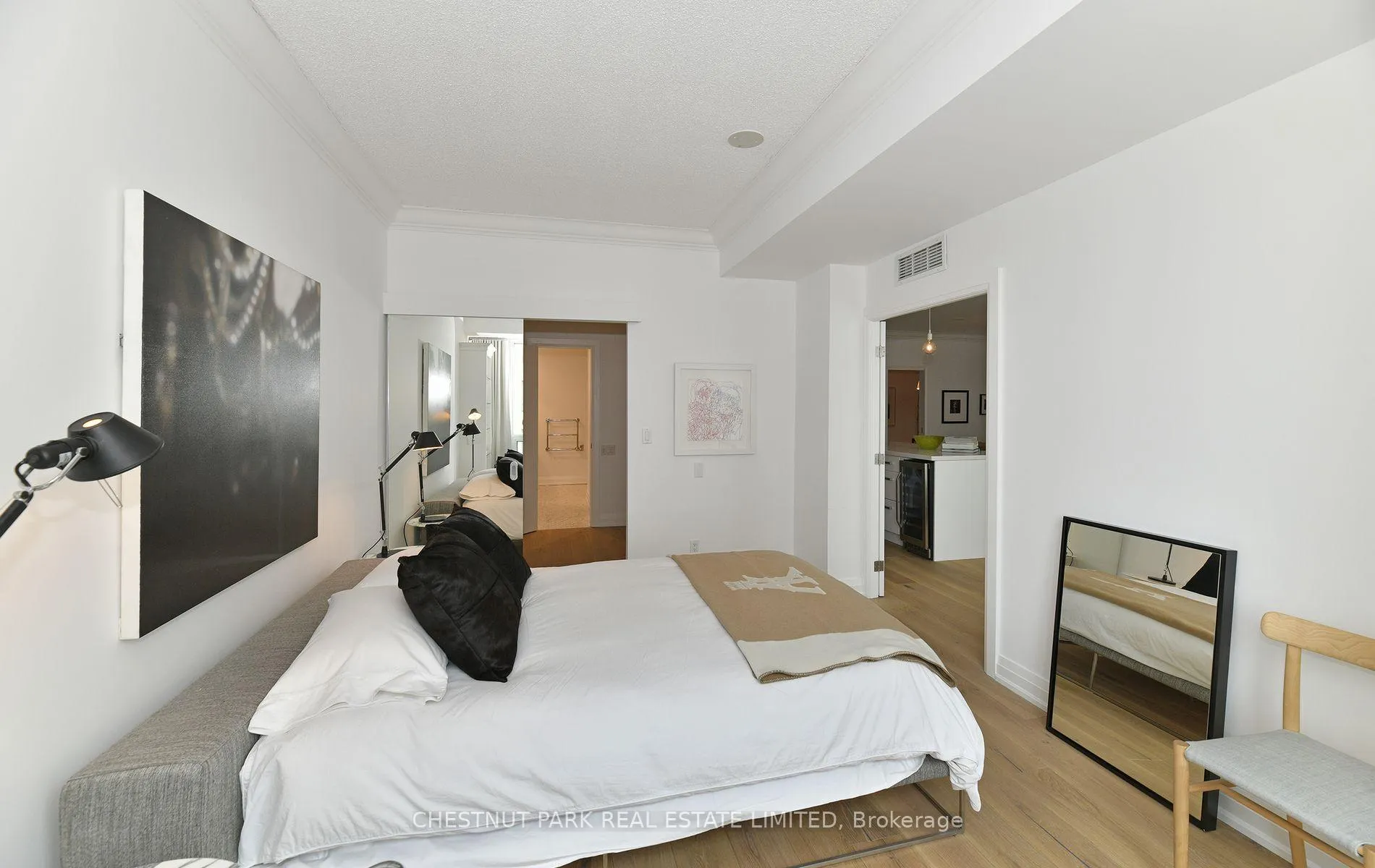 Photo 16 of Unit 801, 20 Scrivener Square, Toronto, Rosedale-Moore Park — HOMEH