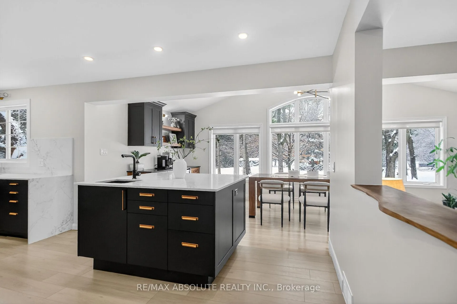 Photo 9 of 6560 Michelangelo Court, Ottawa, North Gower — HOMEH