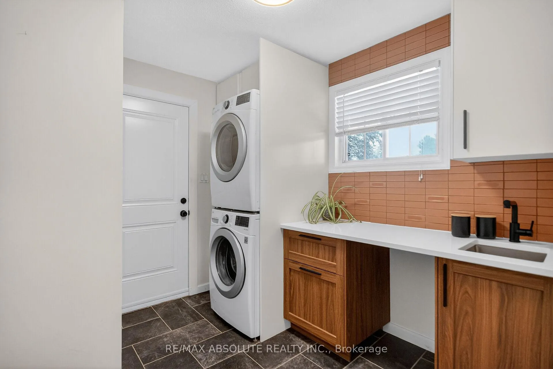 Photo 25 of 6560 Michelangelo Court, Ottawa, North Gower — HOMEH