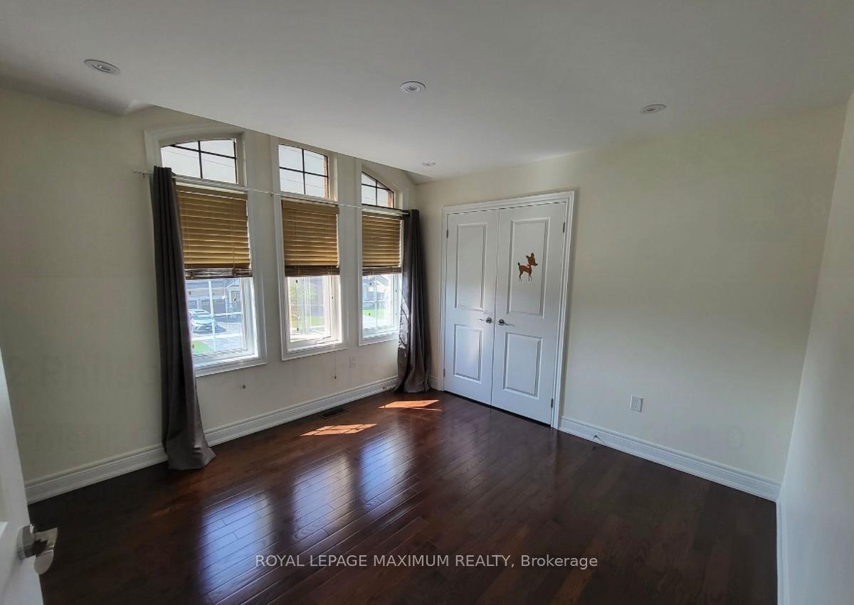 Photo 7 of 2 Philson Court, Innisfil, Cookstown — HOMEH
