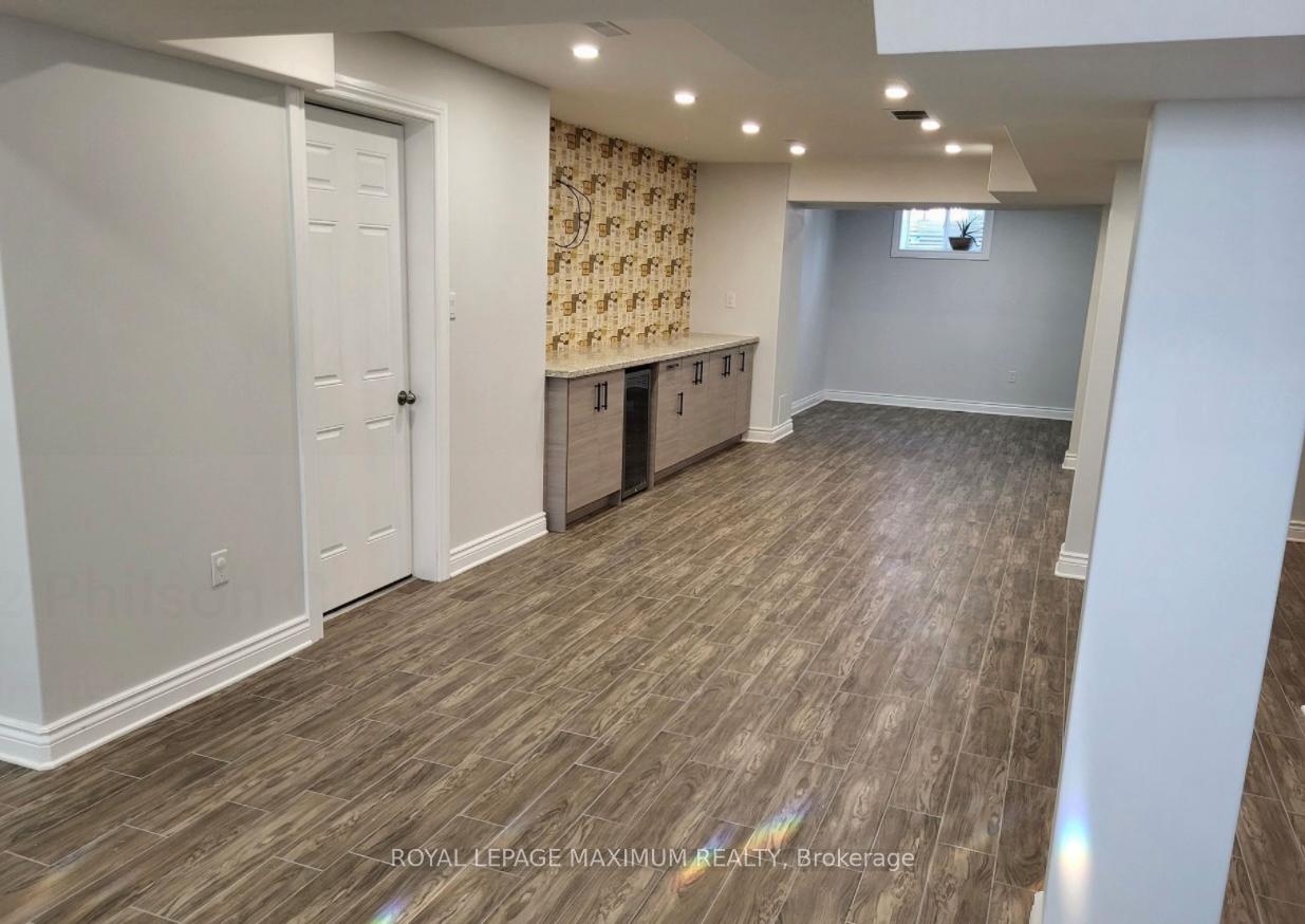 Photo 17 of 2 Philson Court, Innisfil, Cookstown — HOMEH