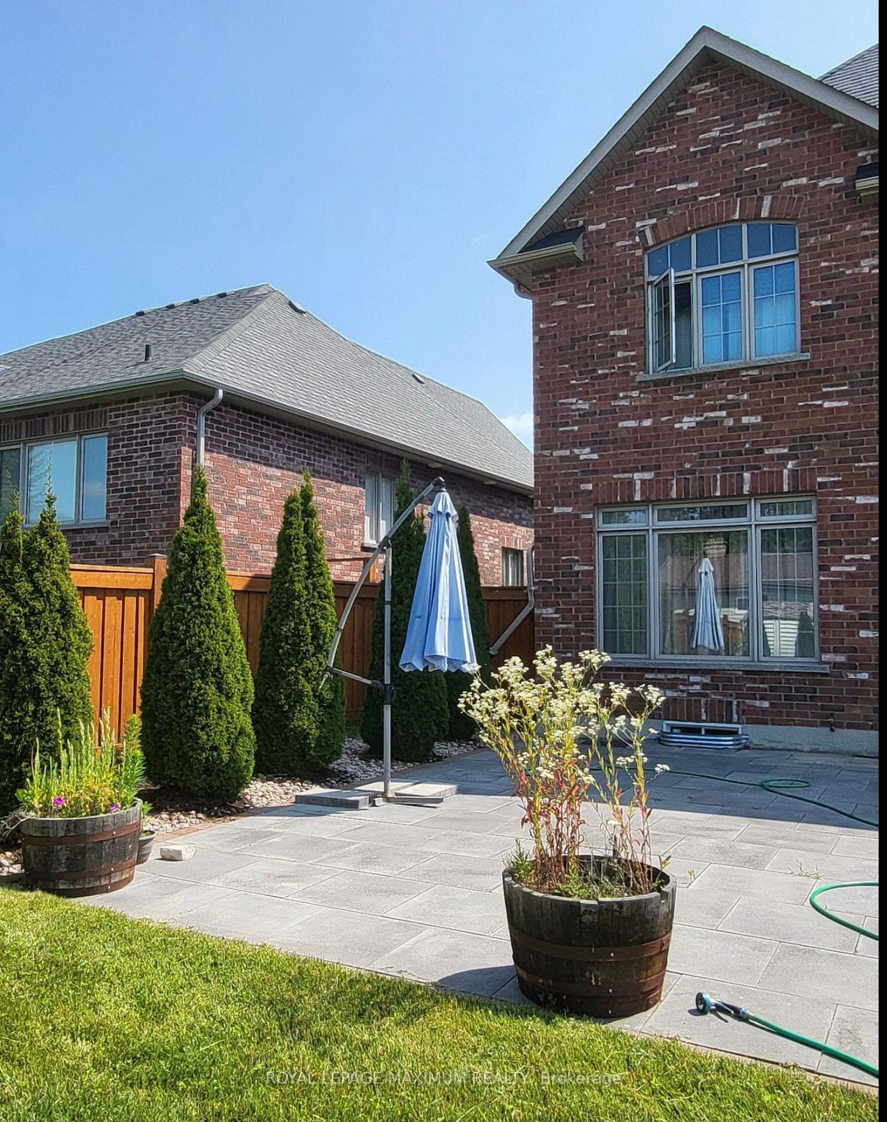 Photo 19 of 2 Philson Court, Innisfil, Cookstown — HOMEH
