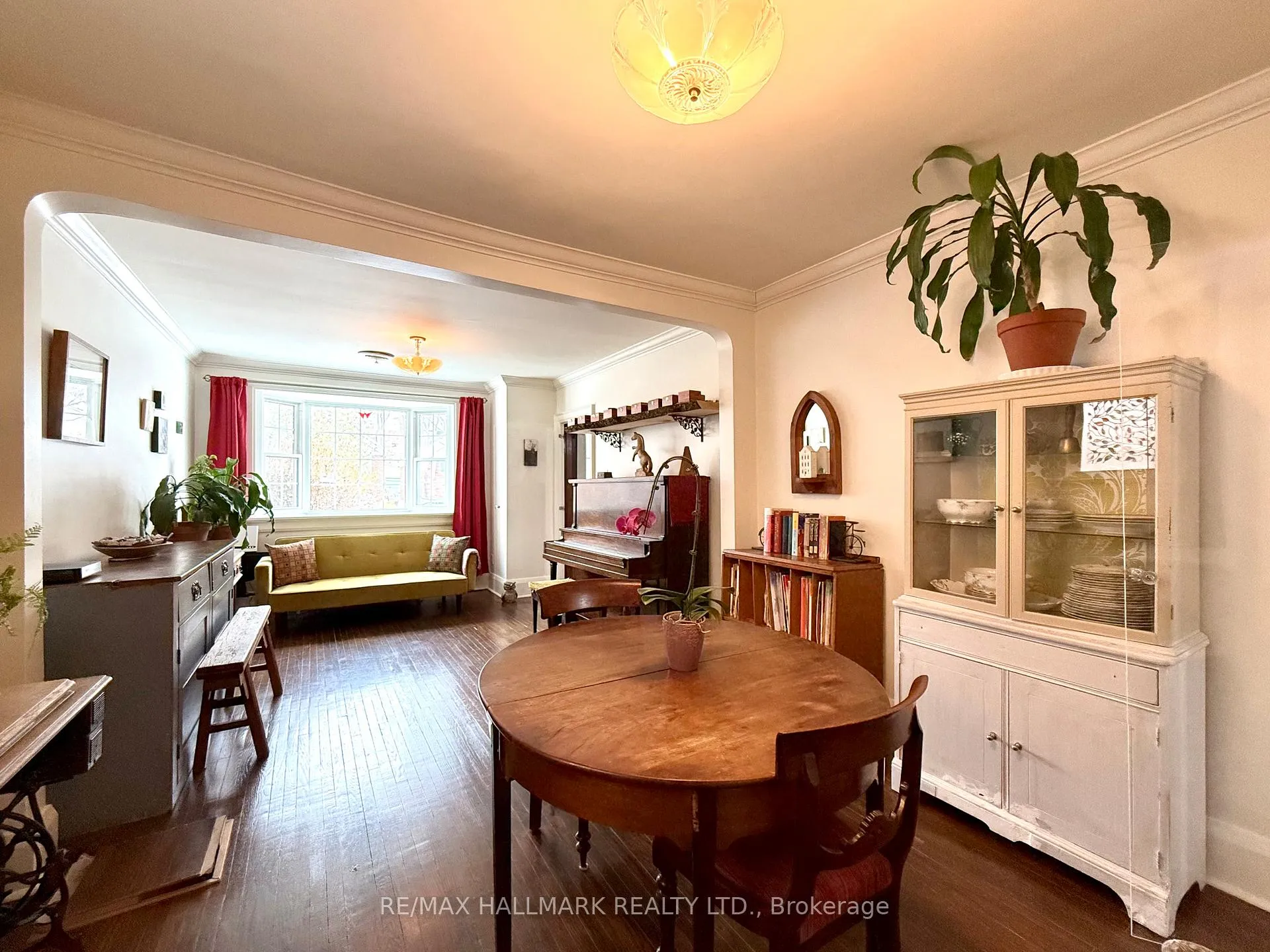 Photo 8 of 41 Richard Avenue, Toronto, Greenwood-Coxwell — HOMEH