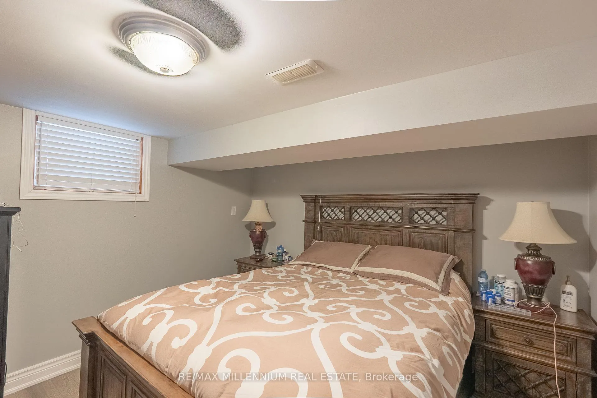 Photo 9 of 50 Stevens Crescent, Halton Hills, Georgetown — HOMEH