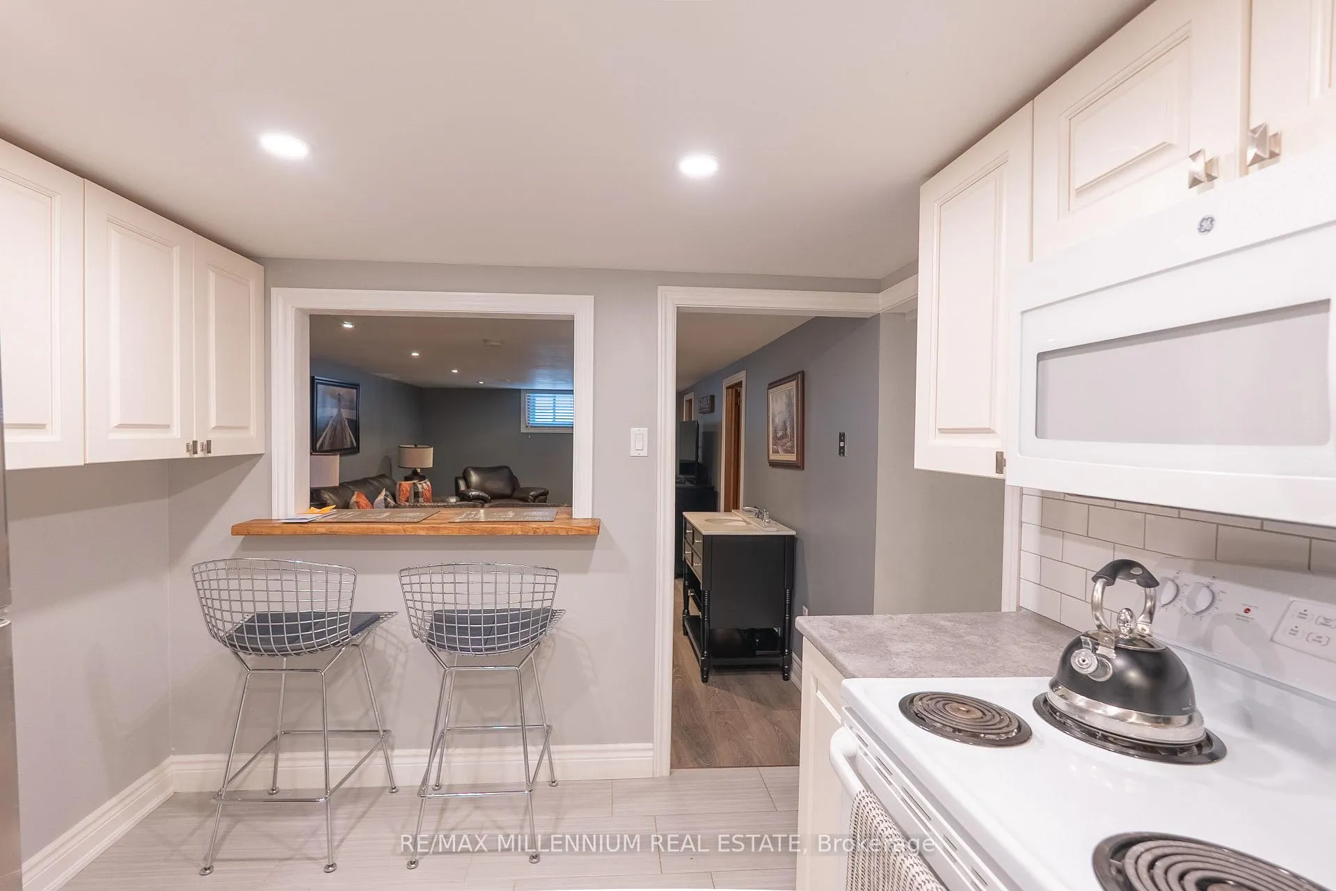 Photo 11 of 50 Stevens Crescent, Halton Hills, Georgetown — HOMEH
