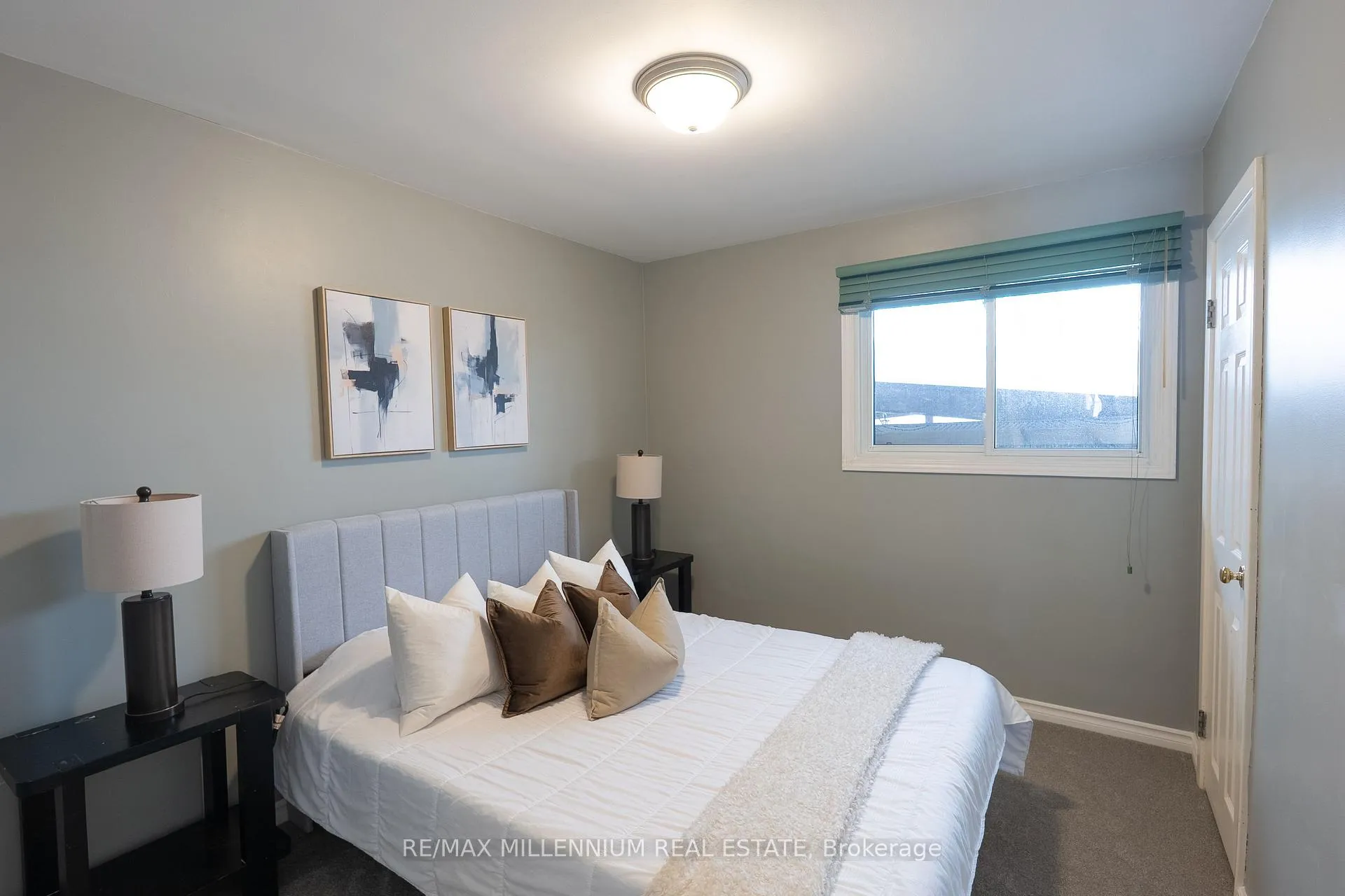 Photo 23 of 50 Stevens Crescent, Halton Hills, Georgetown — HOMEH