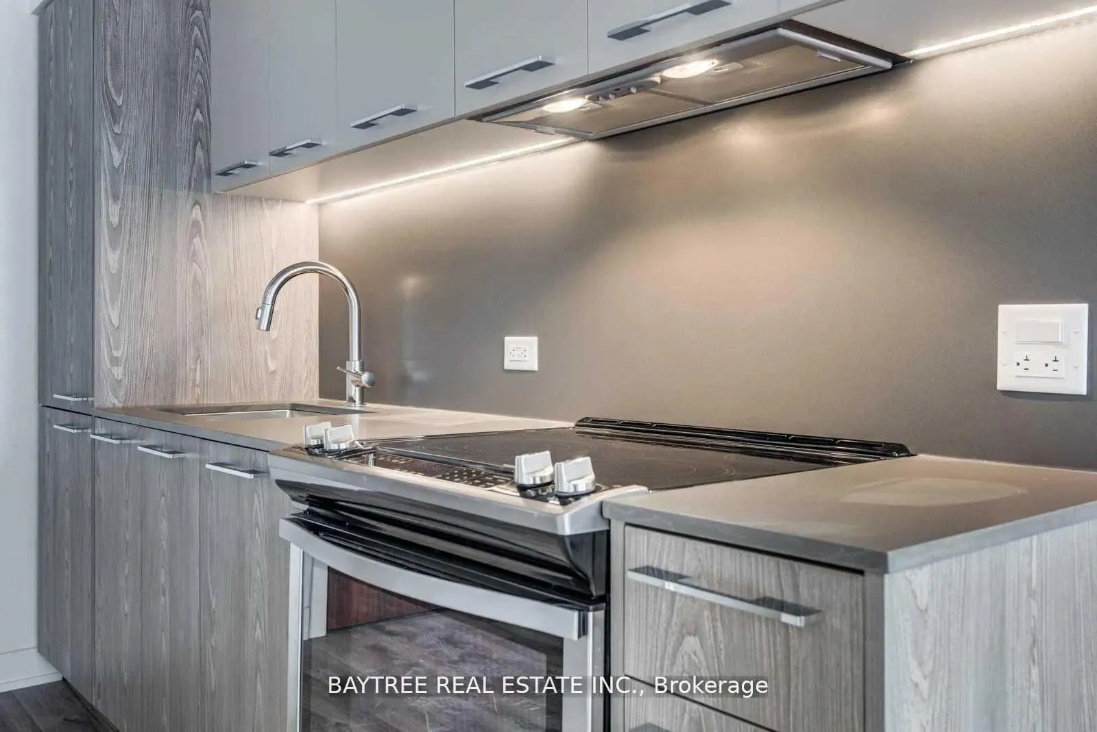 Photo 12 of Unit 404, 30 Baseball Place, Toronto, South Riverdale — HOMEH