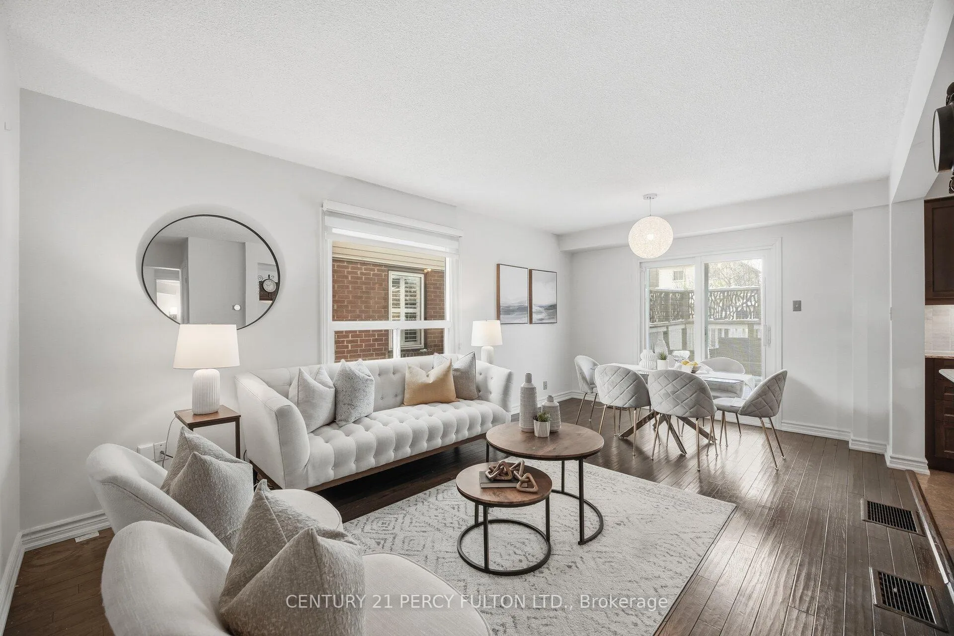 Photo 6 of 1302 Ferncliff Circle, Pickering, Liverpool — HOMEH