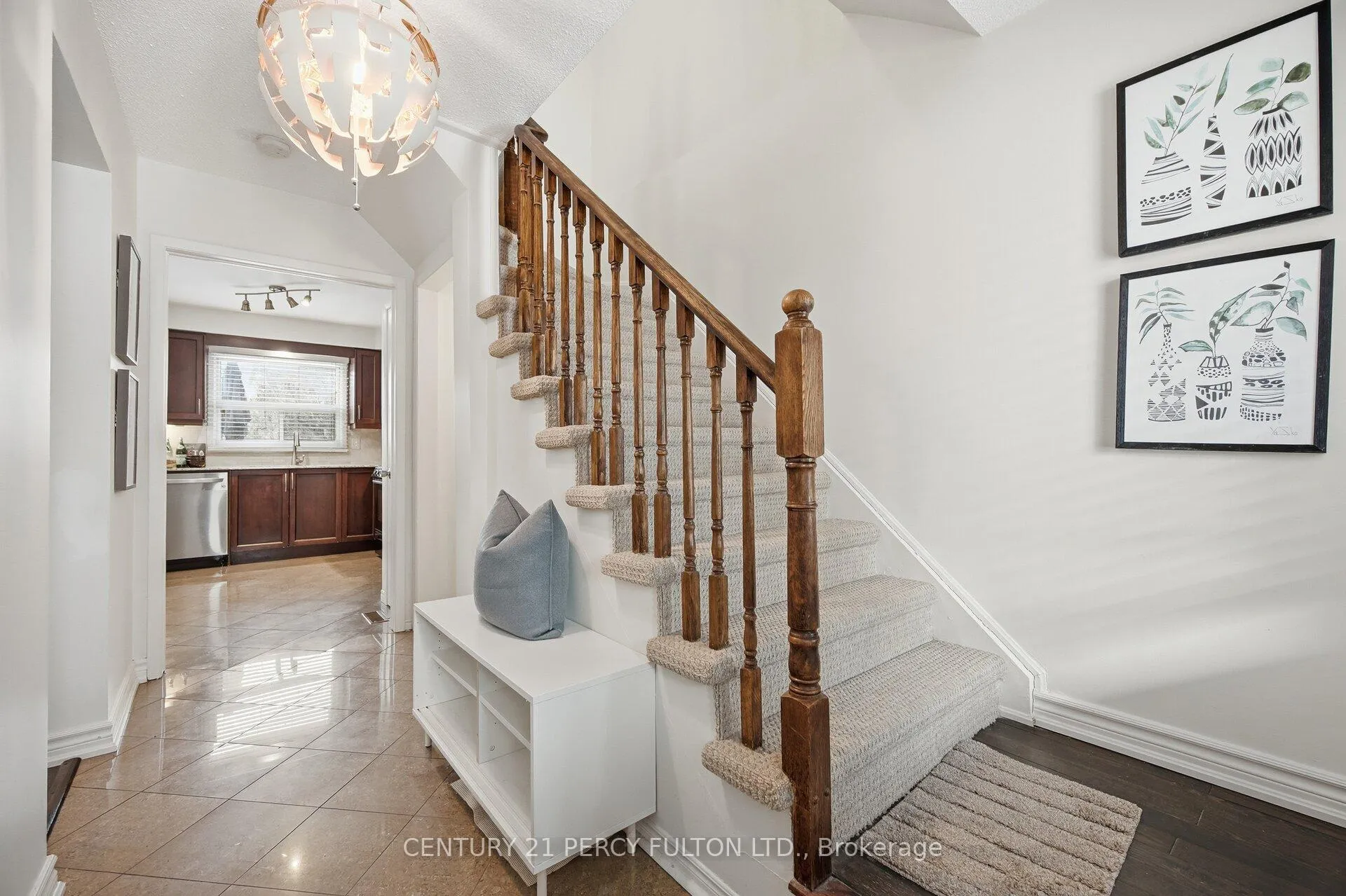 Photo 15 of 1302 Ferncliff Circle, Pickering, Liverpool — HOMEH