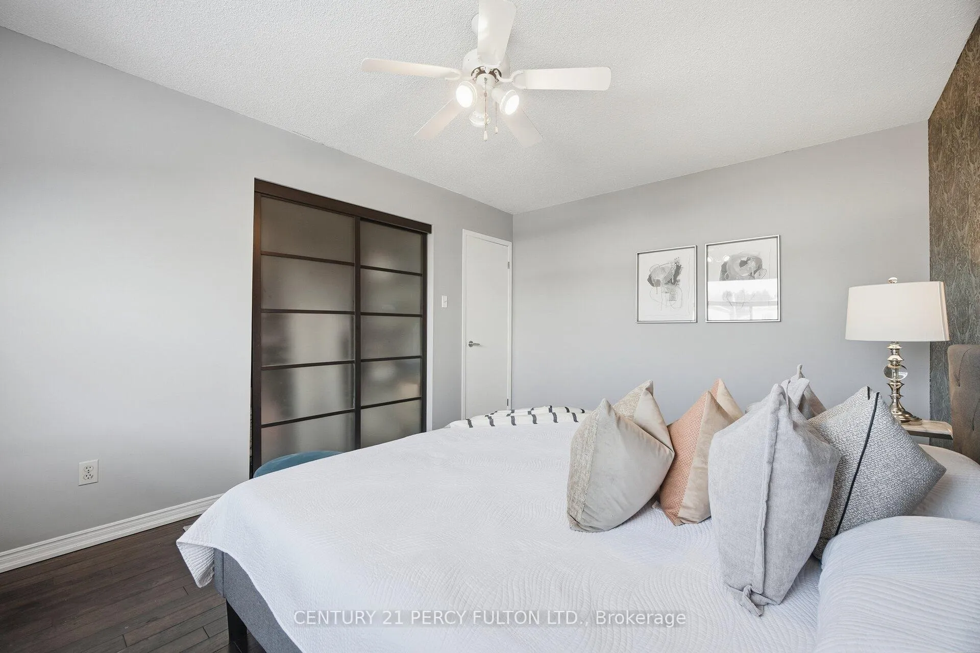 Photo 19 of 1302 Ferncliff Circle, Pickering, Liverpool — HOMEH