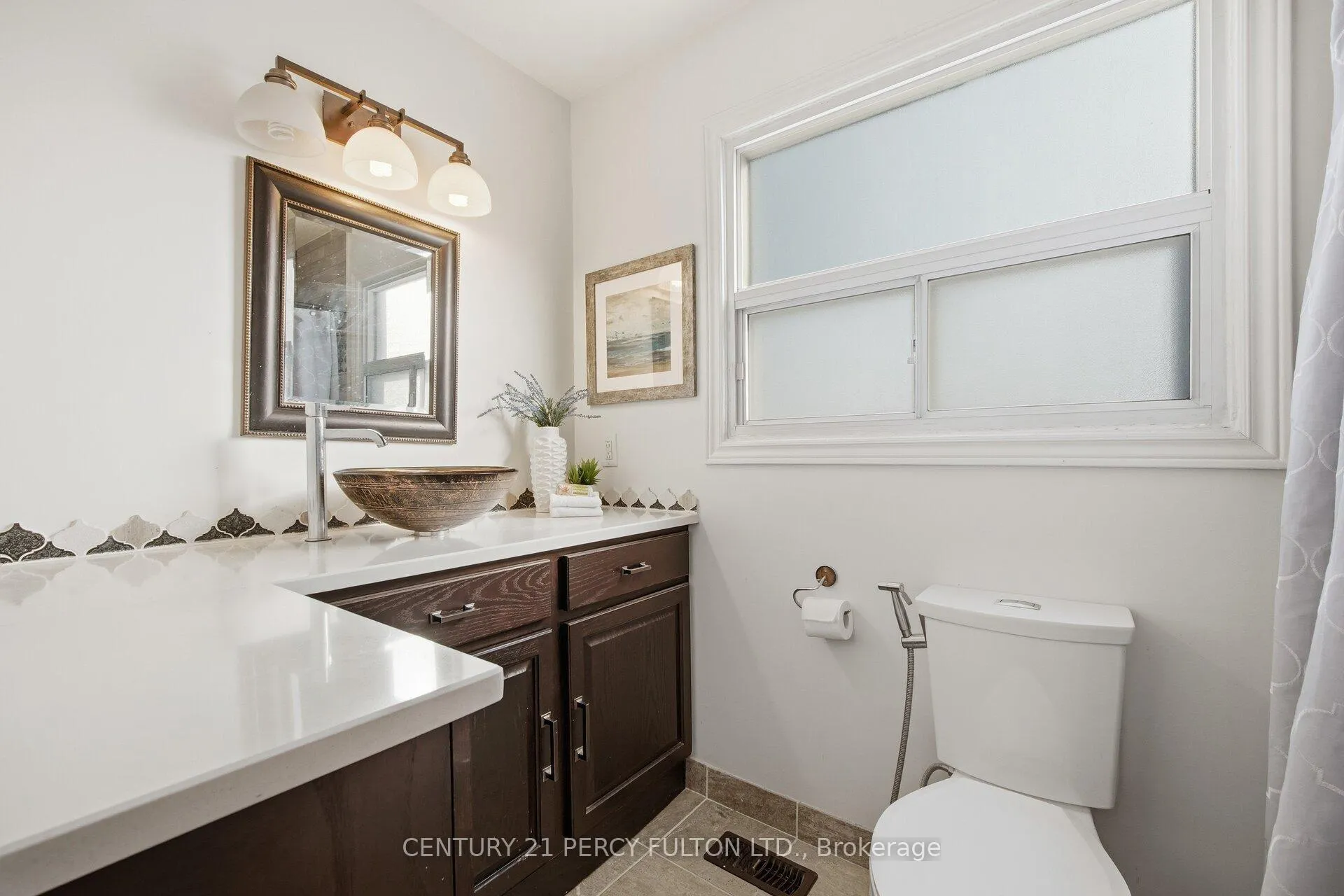 Photo 24 of 1302 Ferncliff Circle, Pickering, Liverpool — HOMEH