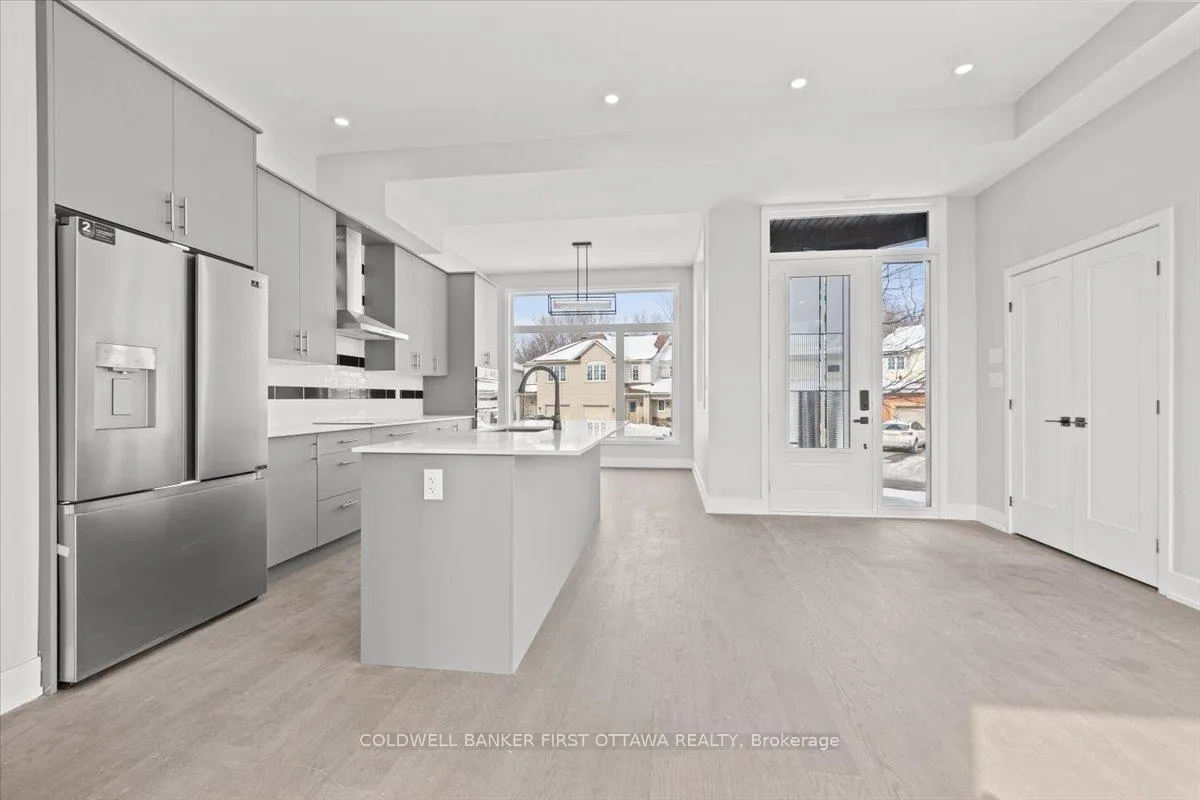 Photo 5 of 20 Inverkip Avenue, Ottawa, Hunt Club Park/Greenboro — HOMEH