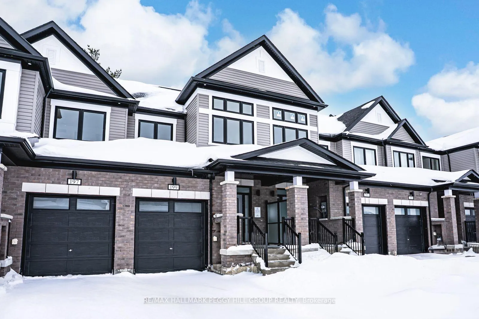 Photo 1 of 199 Durham Avenue, Barrie, Rural Barrie Southeast — HOMEH