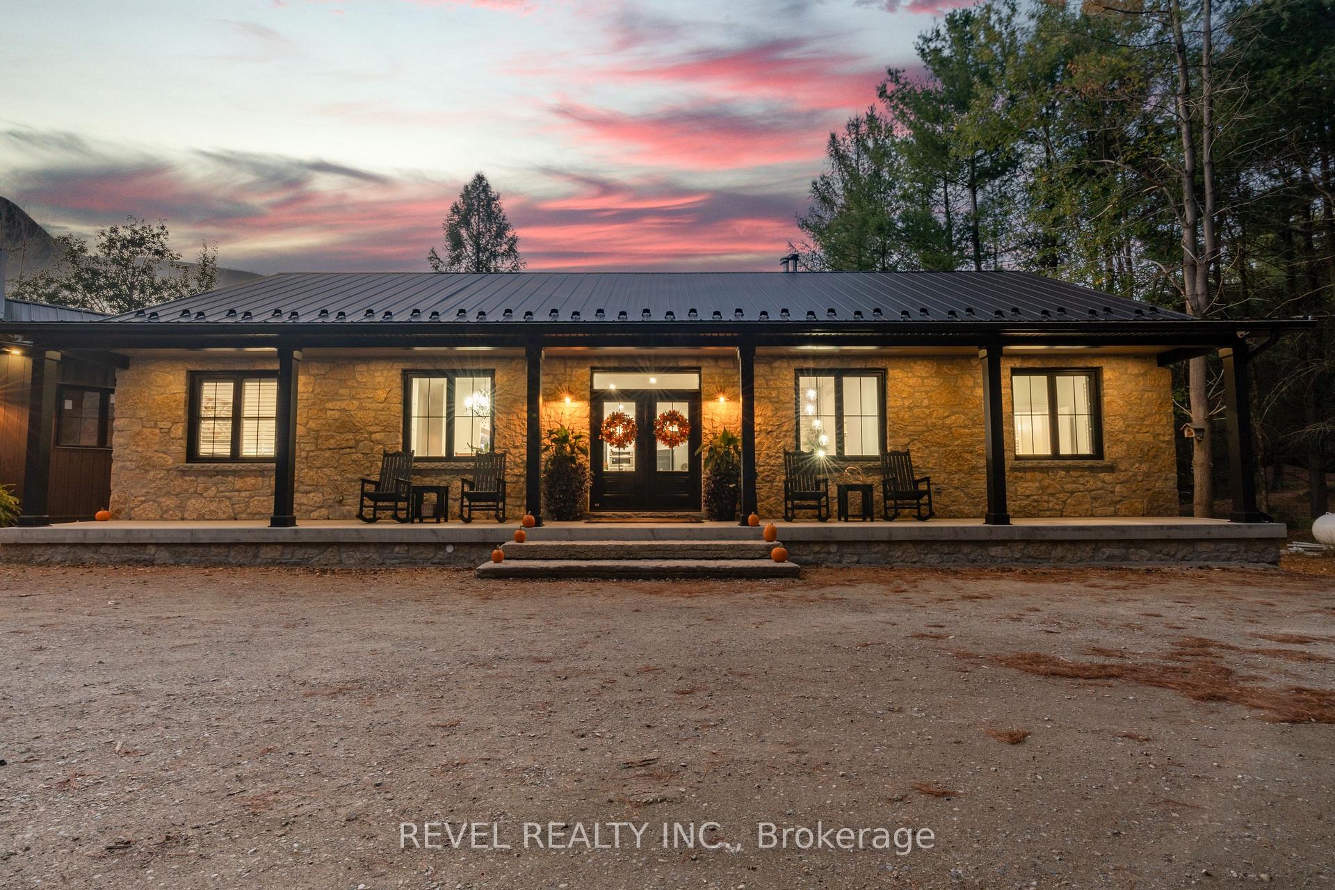 Photo 3 of 7404 Wellington Road 11, Mapleton, Rural Mapleton — HOMEH
