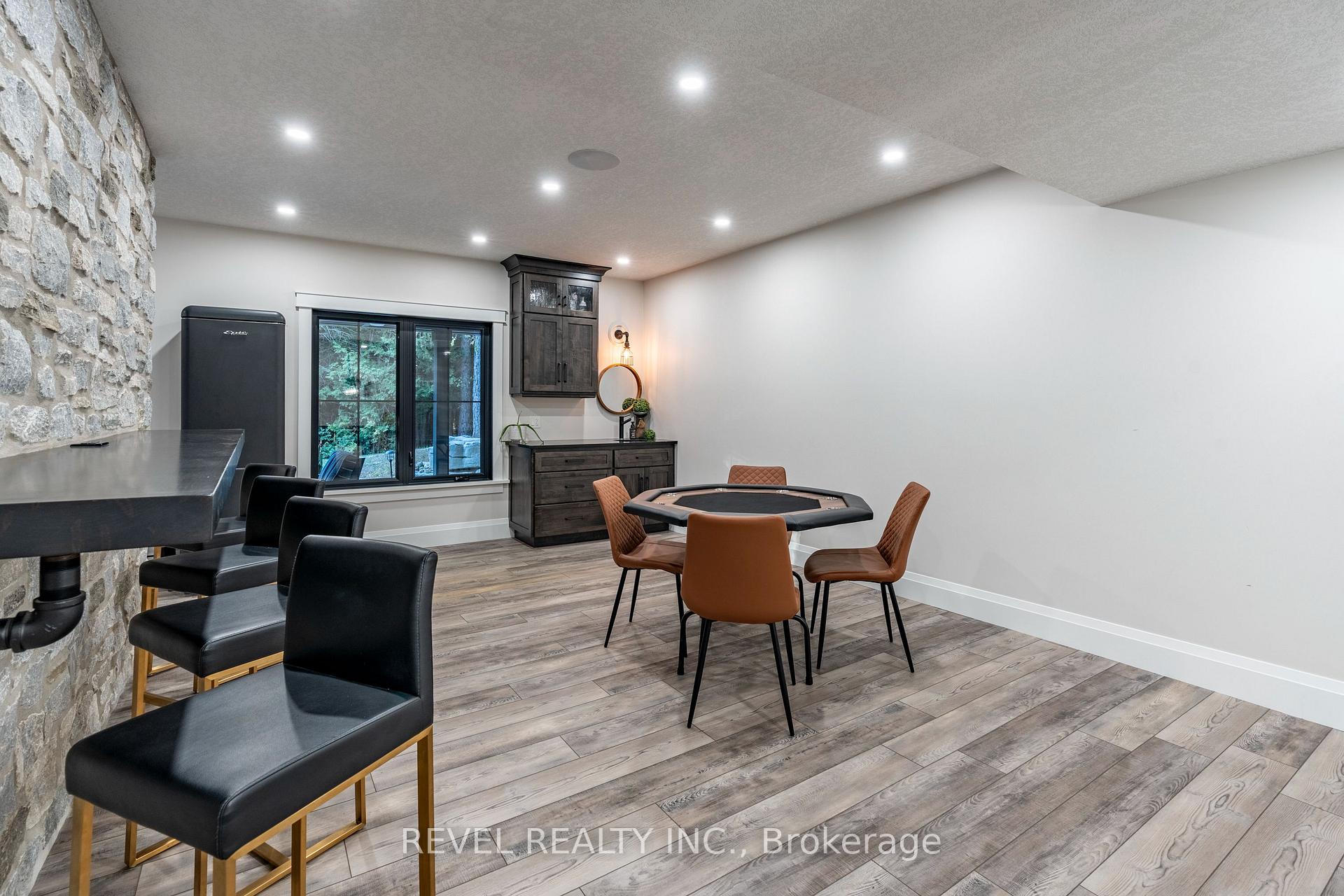 Photo 35 of 7404 Wellington Road 11, Mapleton, Rural Mapleton — HOMEH