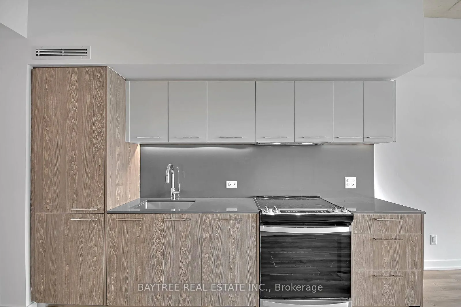 Photo 3 of Unit 606, 45 Baseball Place, Toronto, South Riverdale — HOMEH