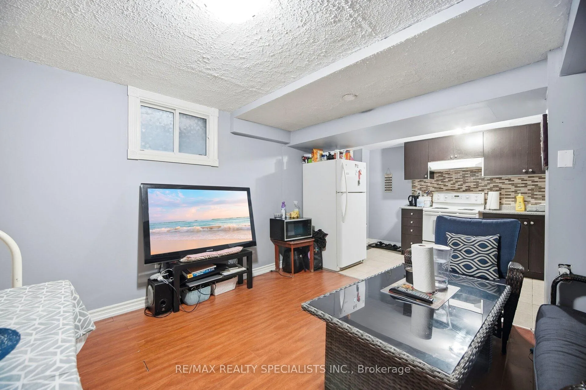 Photo 30 of 44 Herkley Drive, Brampton, Madoc — HOMEH