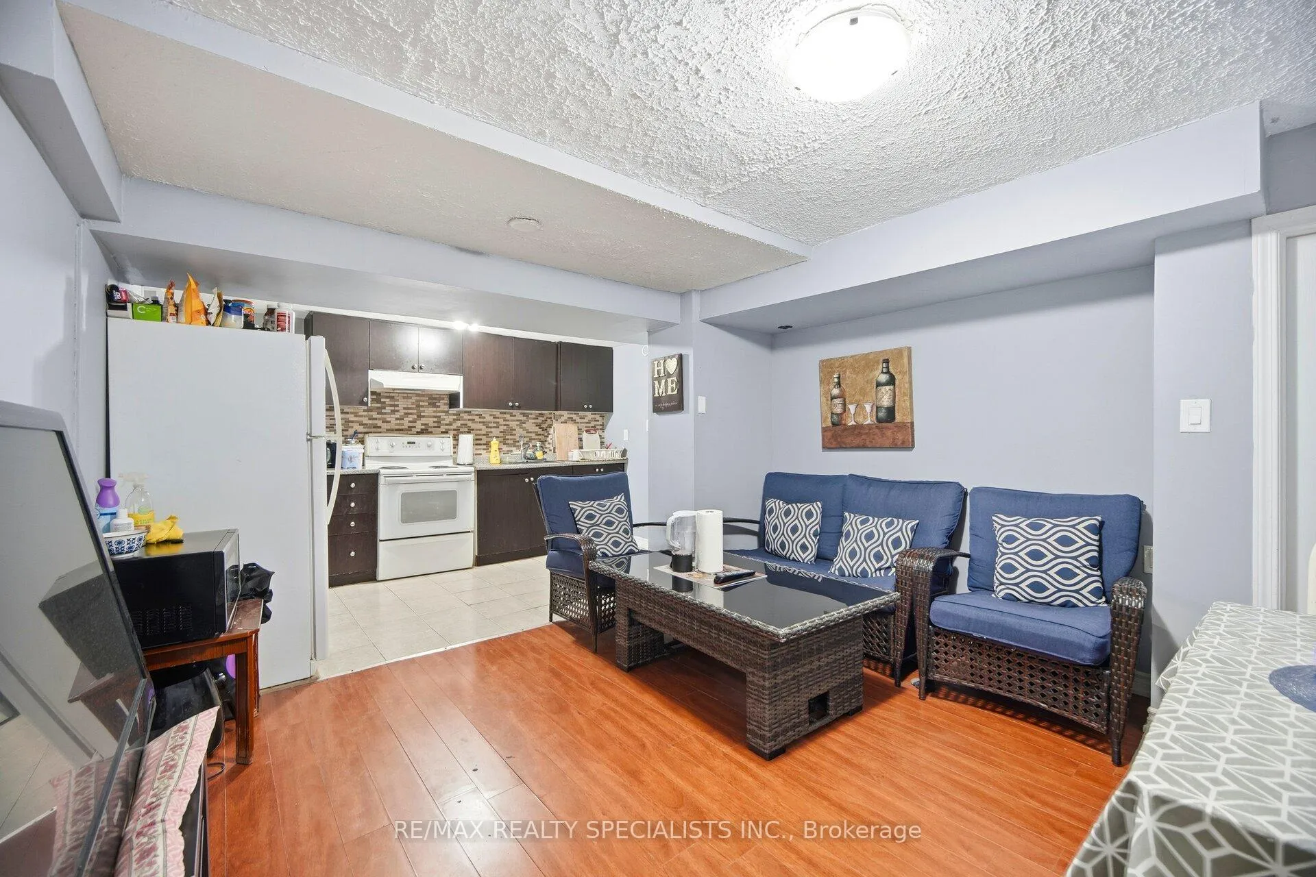 Photo 31 of 44 Herkley Drive, Brampton, Madoc — HOMEH