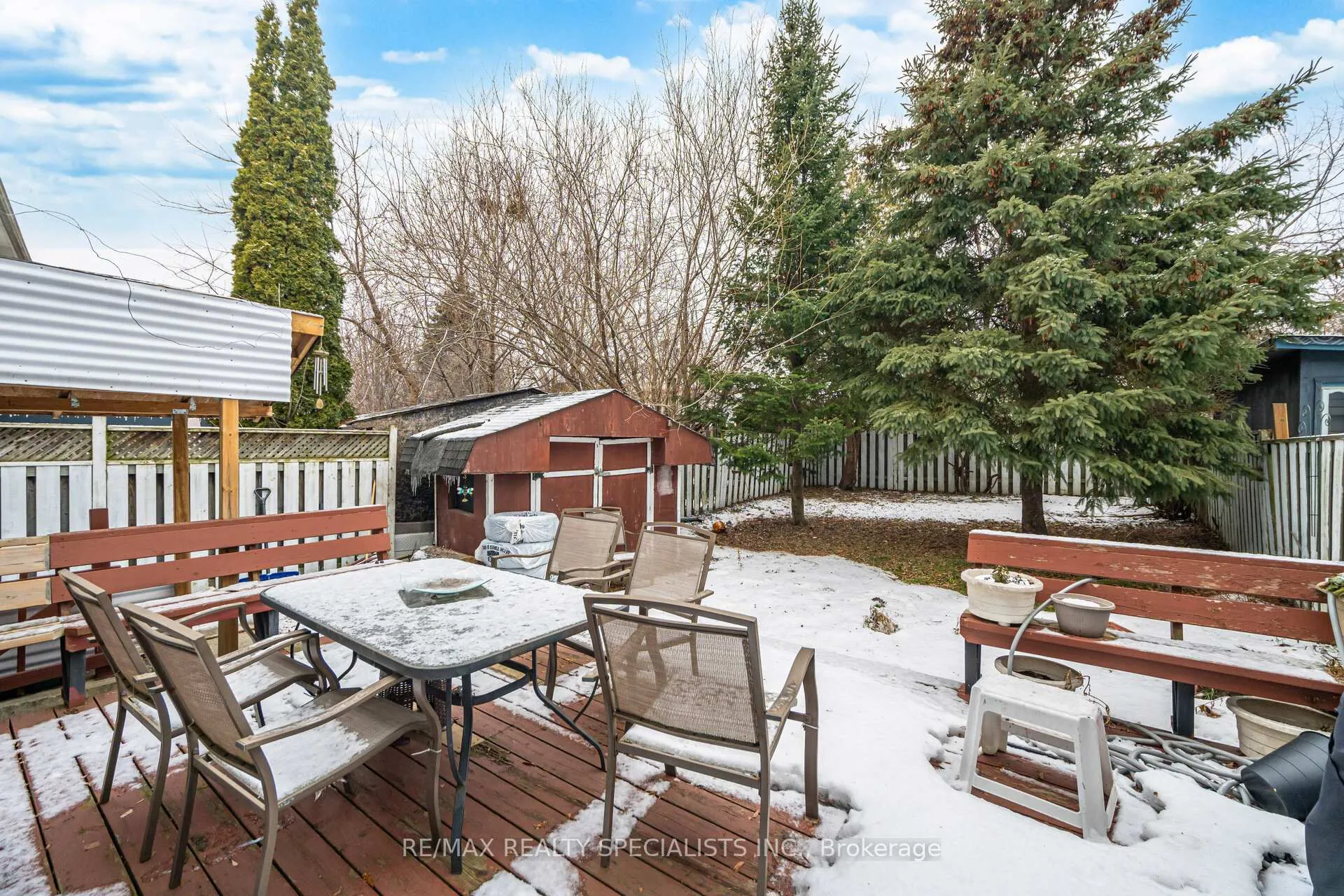 Photo 40 of 44 Herkley Drive, Brampton, Madoc — HOMEH