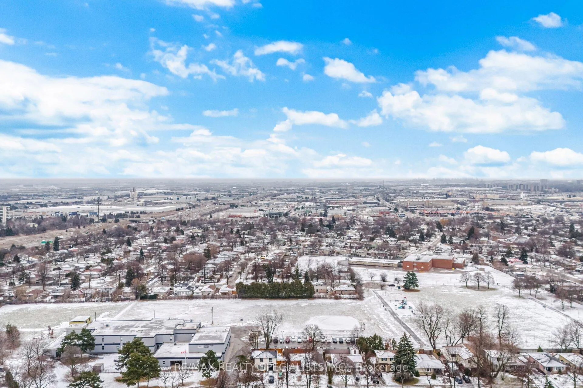 Photo 45 of 44 Herkley Drive, Brampton, Madoc — HOMEH