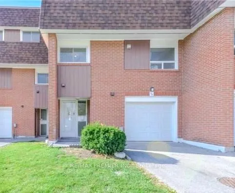 Front of Unit 90, 2 Litchfield Court