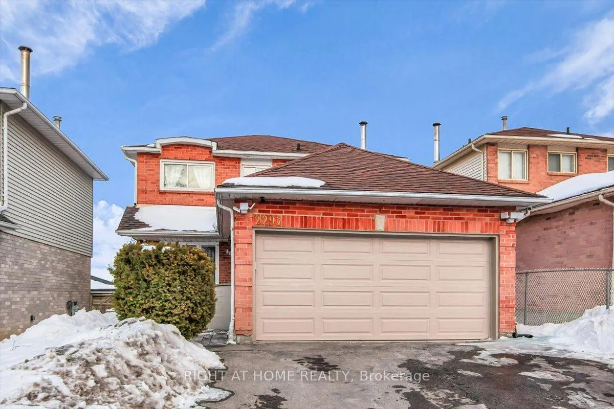 Photo 1 of 2297 Chapman Court, Pickering, Brock Ridge — HOMEH