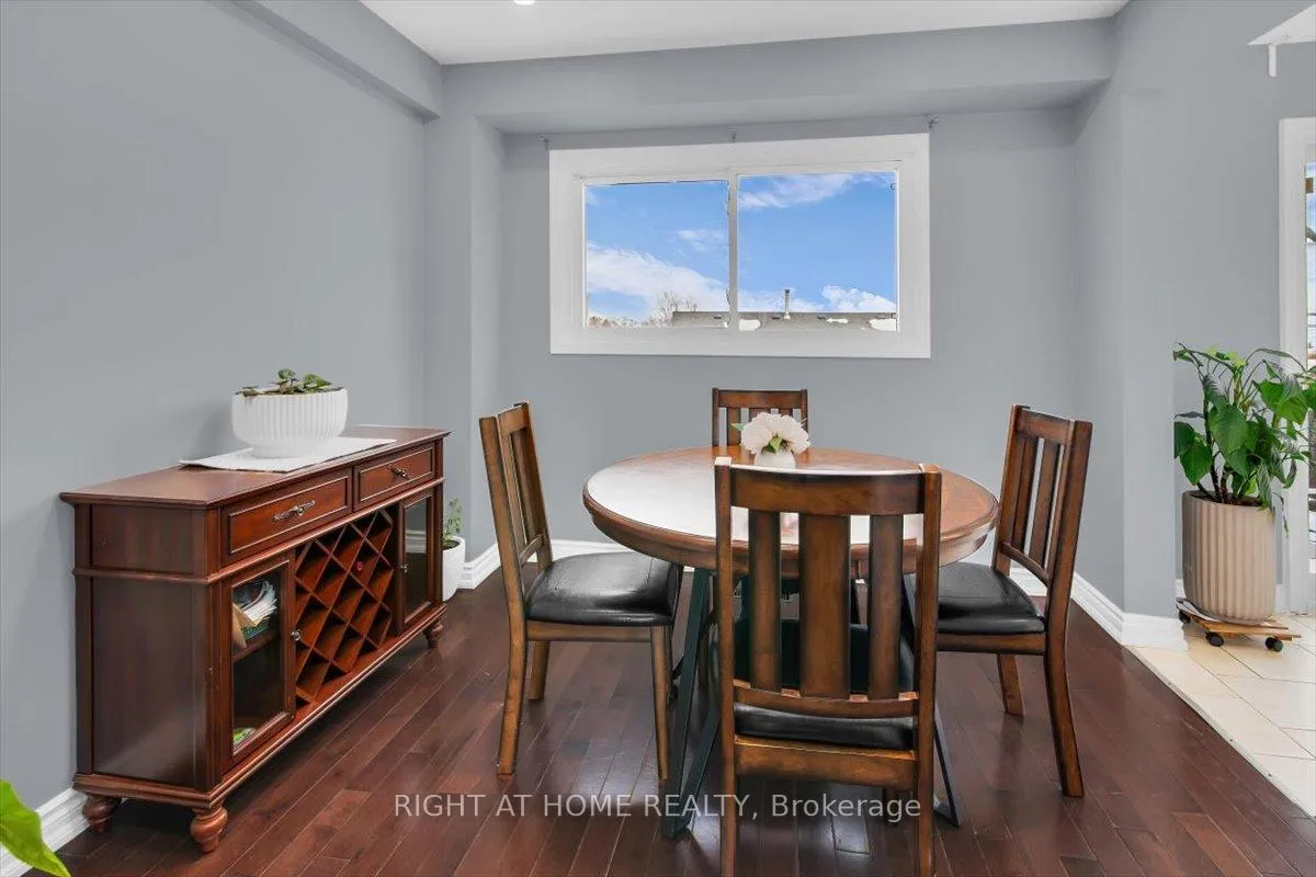 Photo 10 of 2297 Chapman Court, Pickering, Brock Ridge — HOMEH
