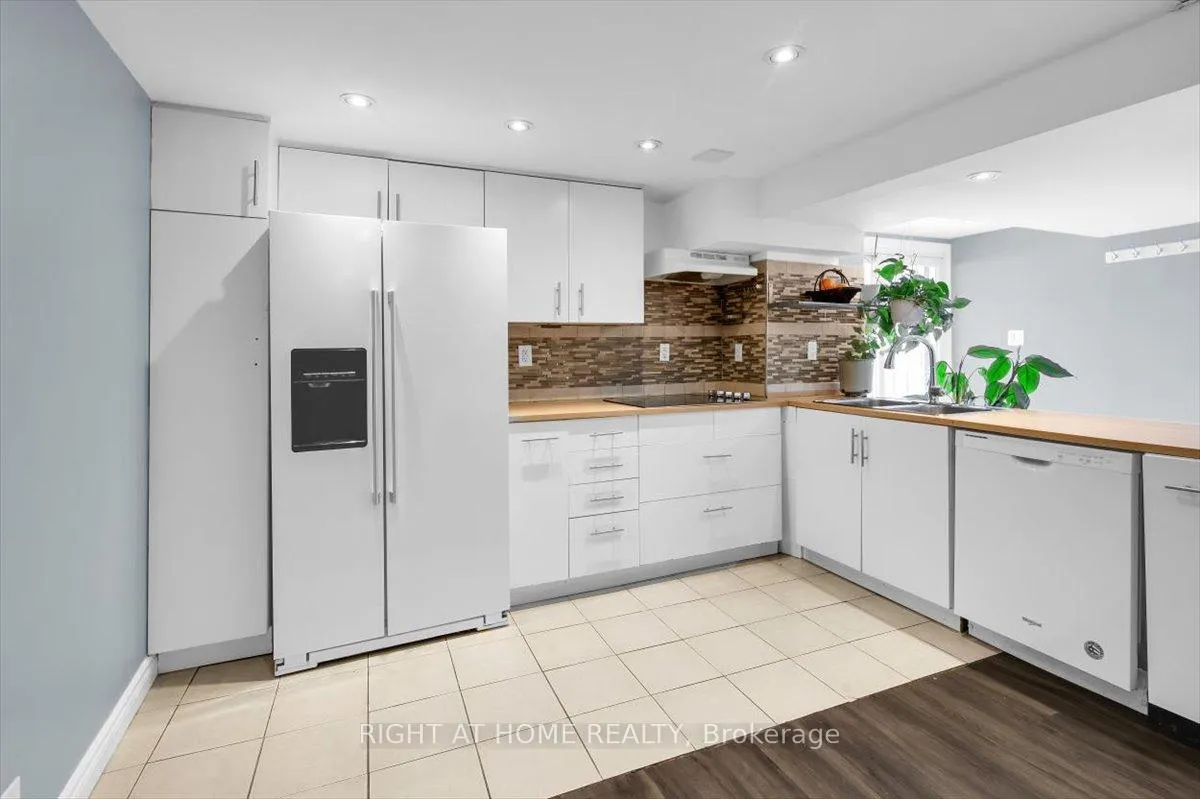 Photo 25 of 2297 Chapman Court, Pickering, Brock Ridge — HOMEH