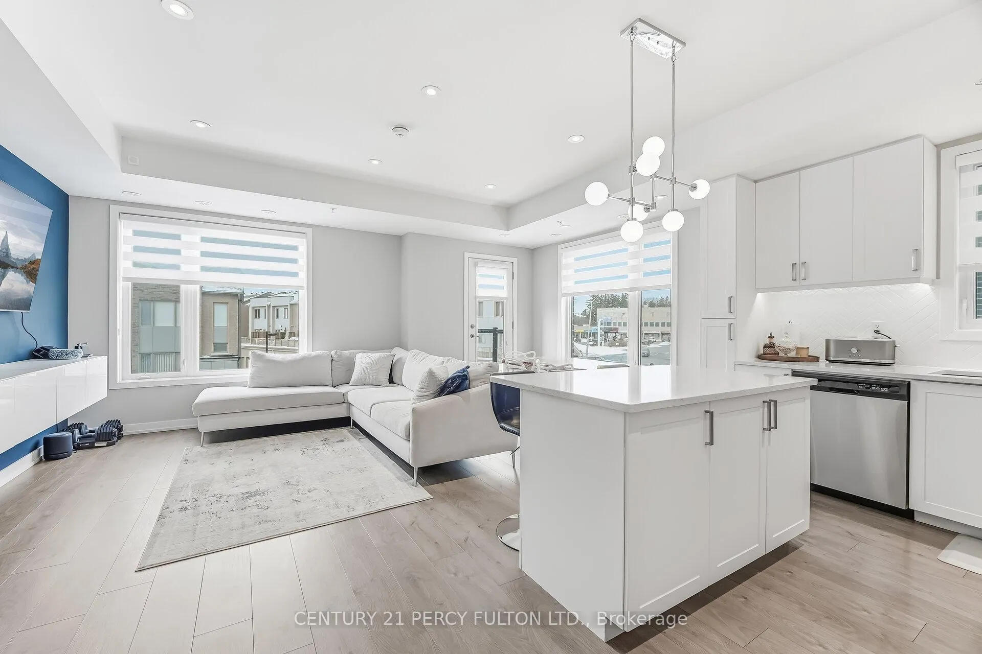 Photo 2 of Unit 536, 1555 Kingston Road, Pickering, Town Centre — HOMEH