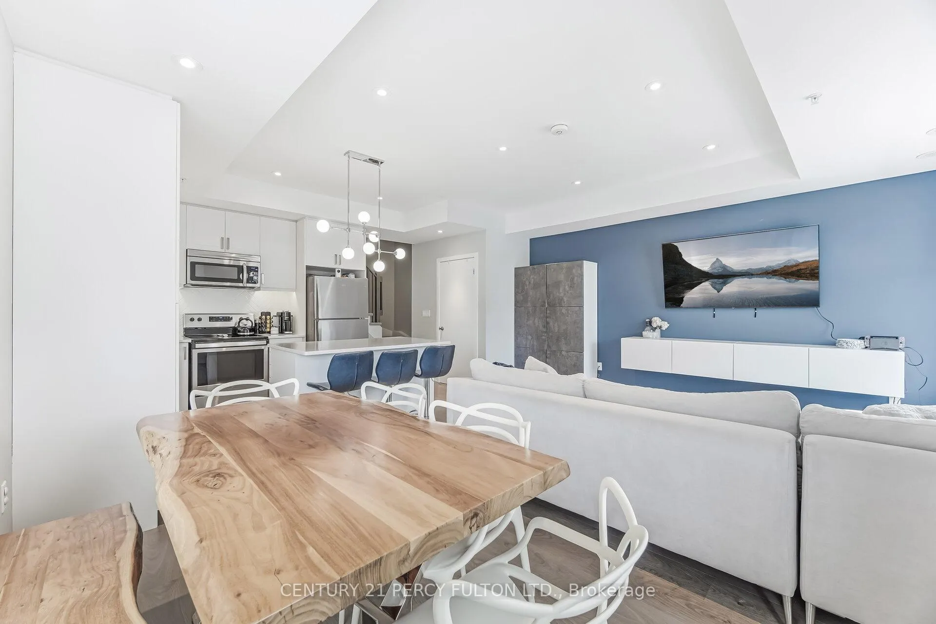 Photo 11 of Unit 536, 1555 Kingston Road, Pickering, Town Centre — HOMEH