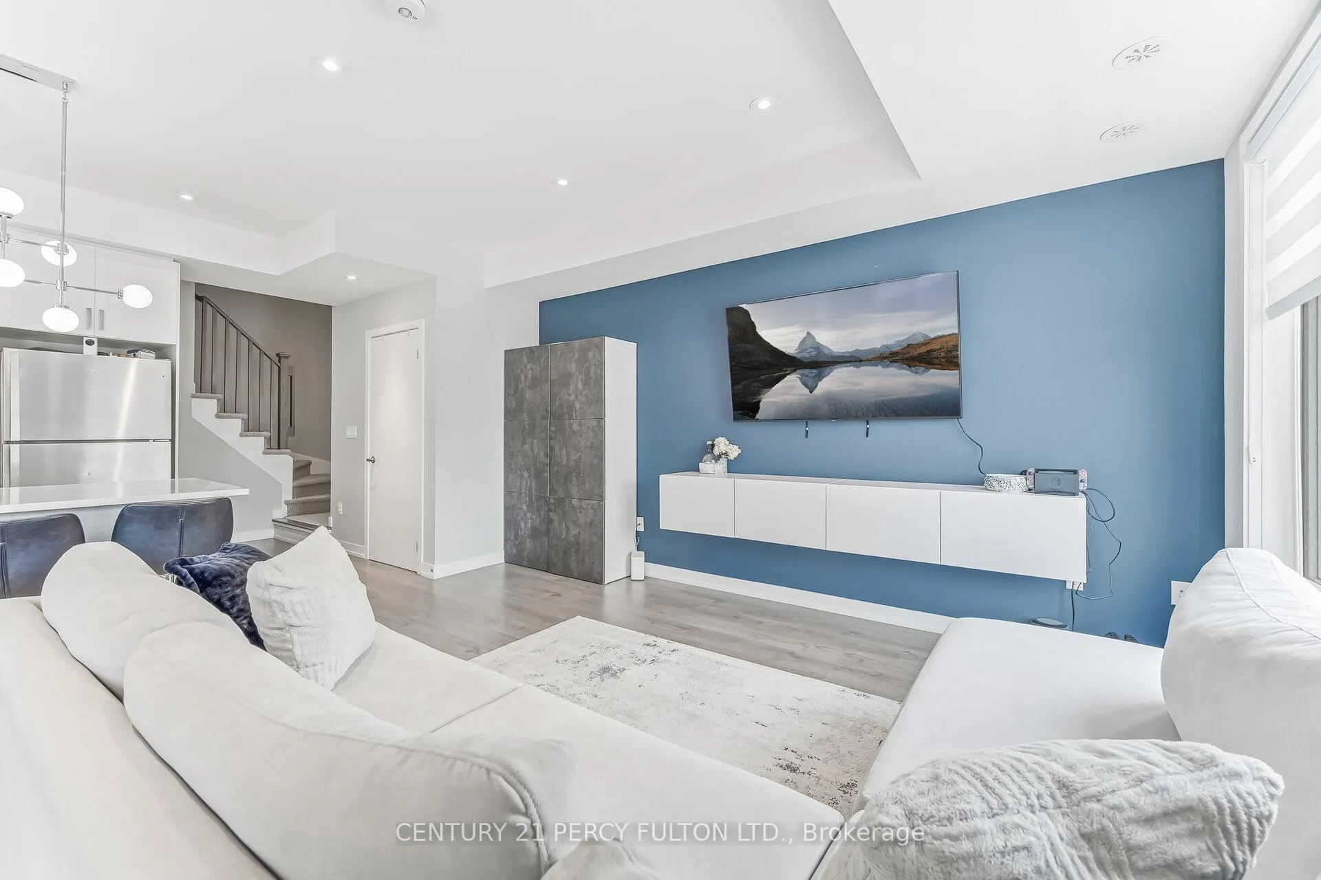 Photo 12 of Unit 536, 1555 Kingston Road, Pickering, Town Centre — HOMEH