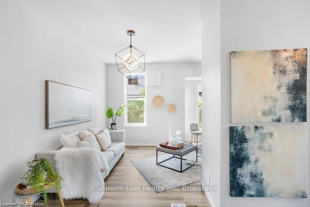 Photo 5 of 87-89 Talbot Street S, Norfolk, Simcoe — HOMEH