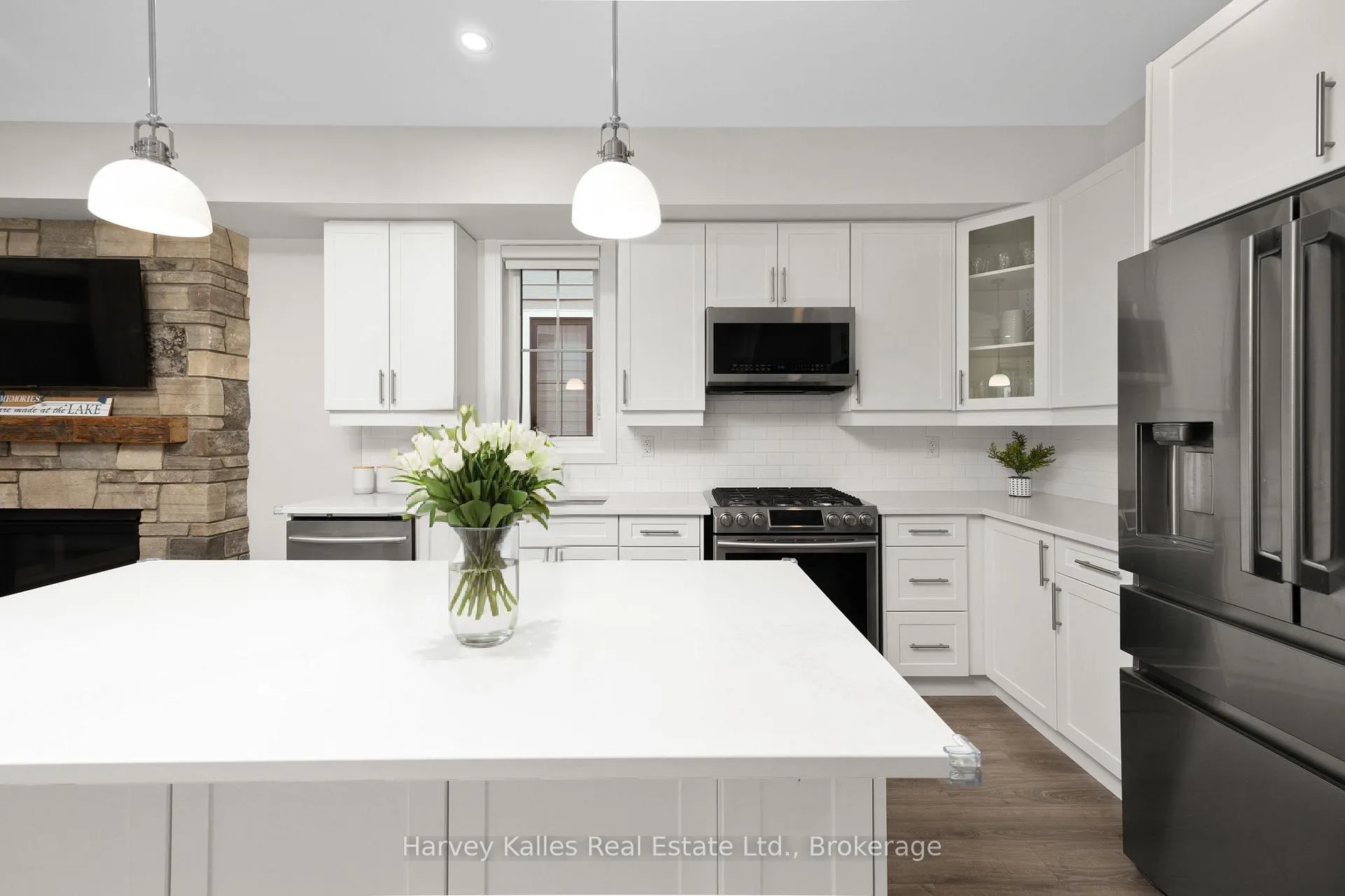 Photo 1 of 129 Red Pine Street, Blue Mountains — HOMEH