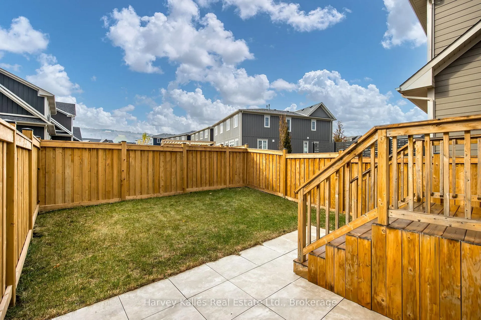 Photo 28 of 129 Red Pine Street, Blue Mountains — HOMEH