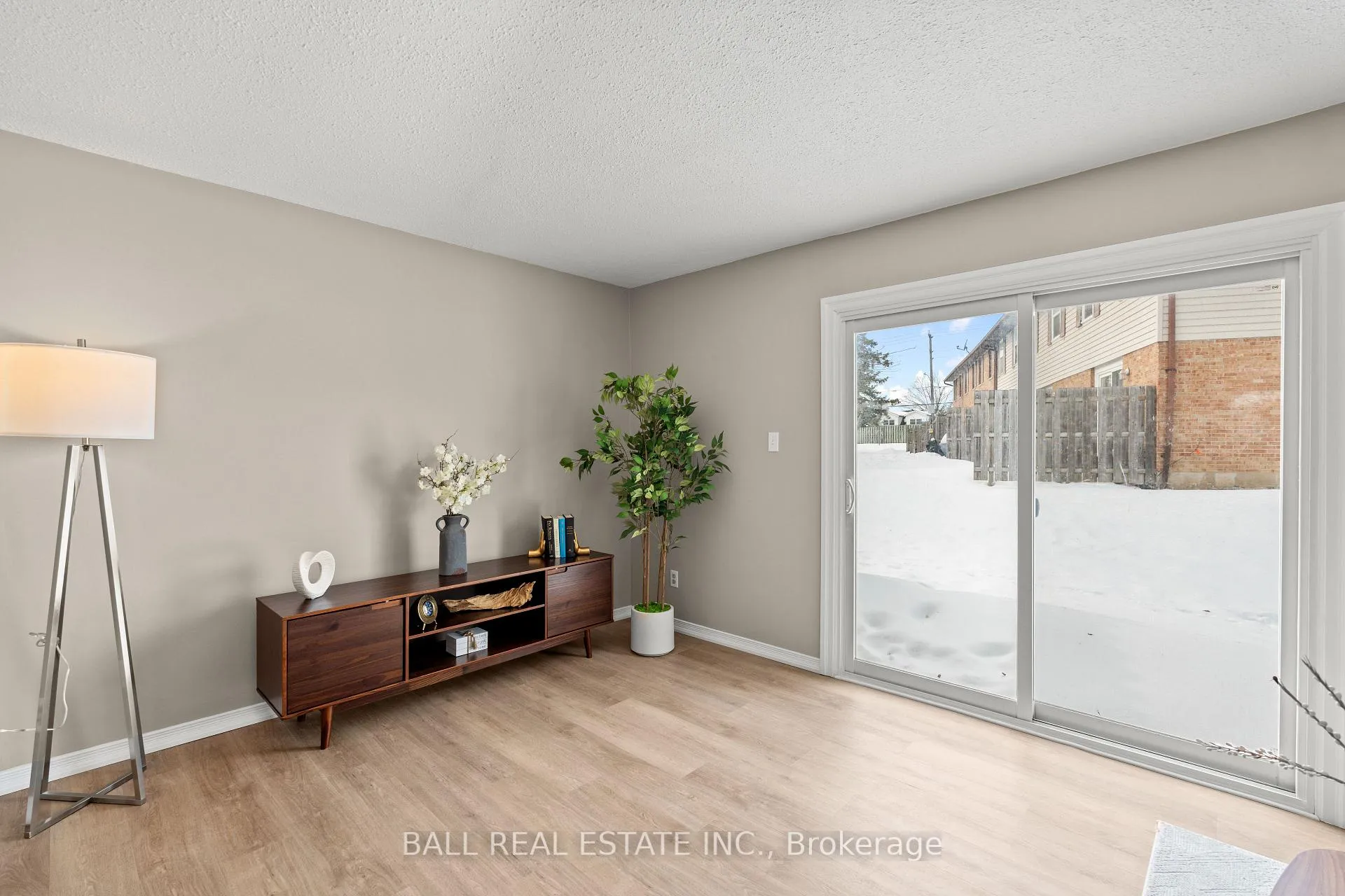 Photo 19 of Unit 9, 996 Sydenham Road, Peterborough, Ashburnham Ward 4 — HOMEH