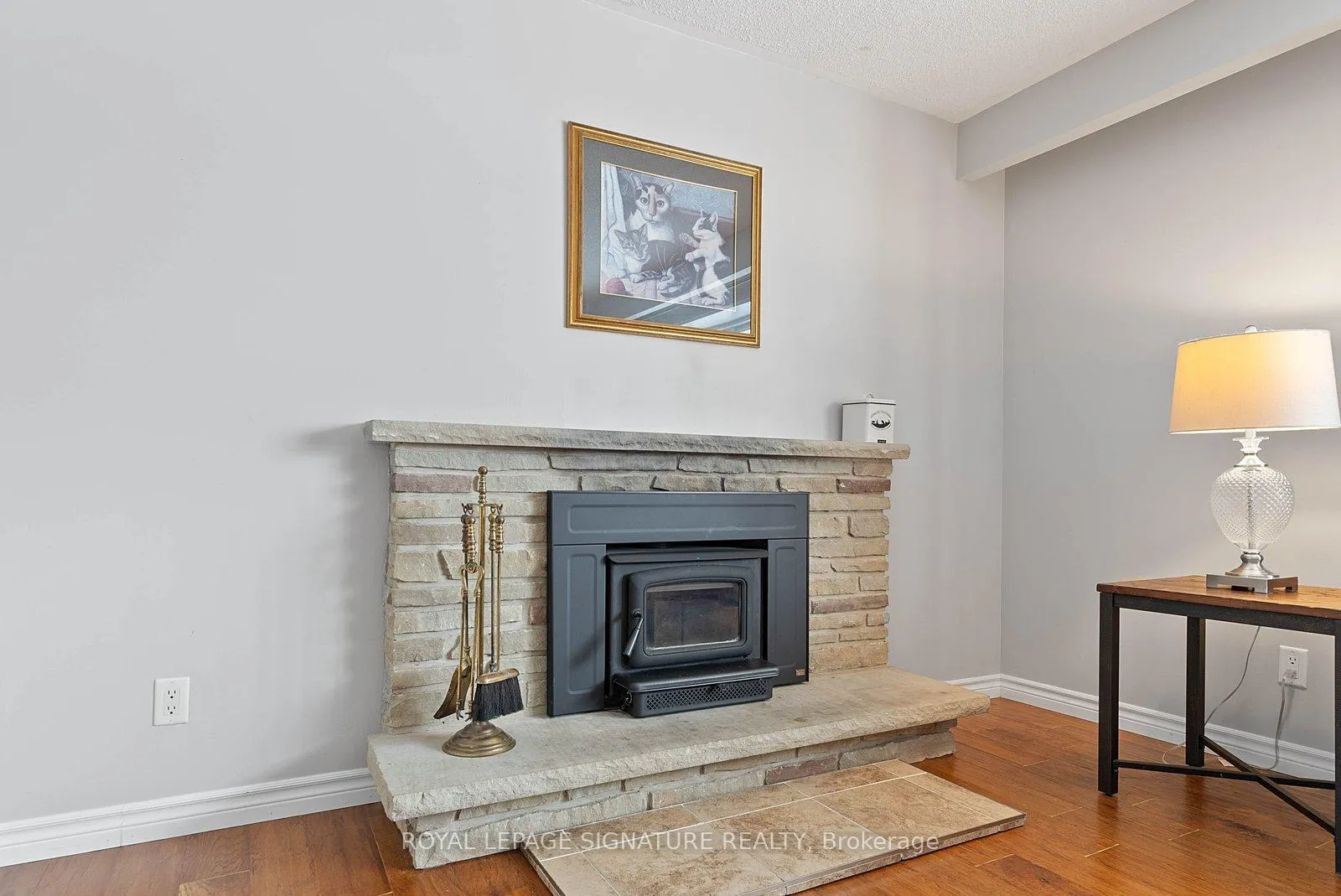 Photo 8 of 11 Golf View Drive, Brampton, Brampton East — HOMEH