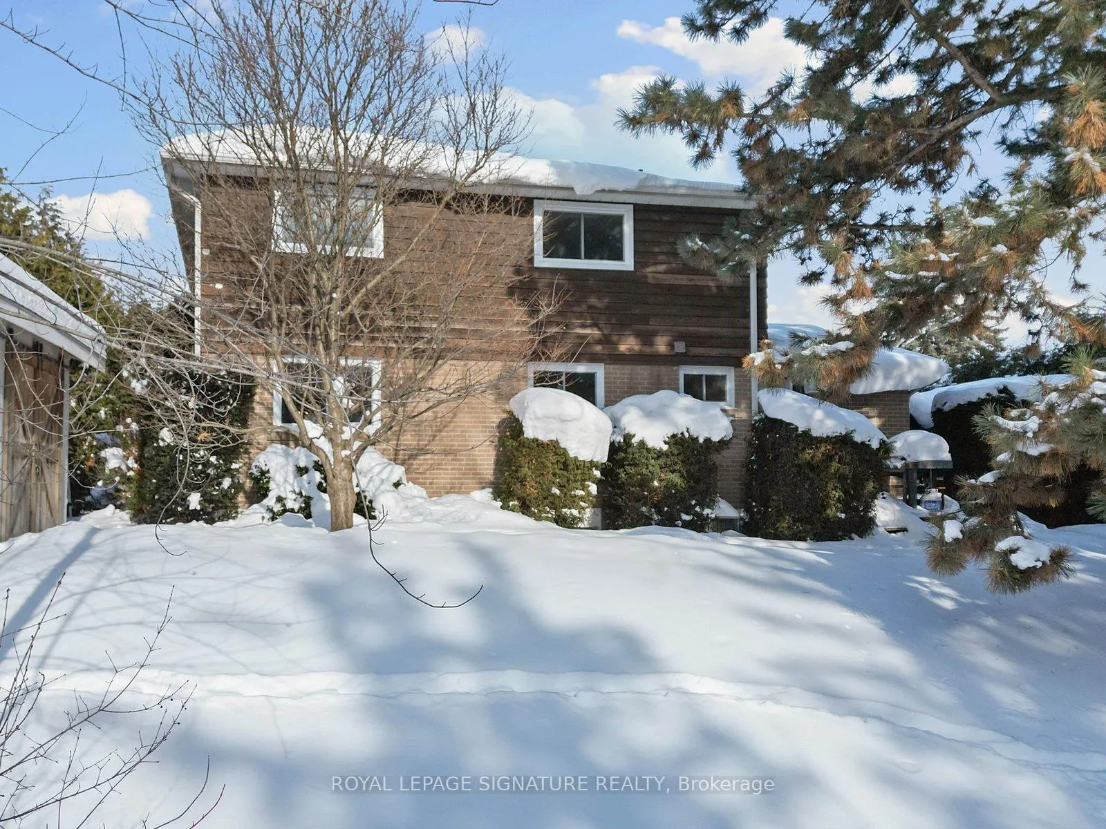 Photo 39 of 11 Golf View Drive, Brampton, Brampton East — HOMEH