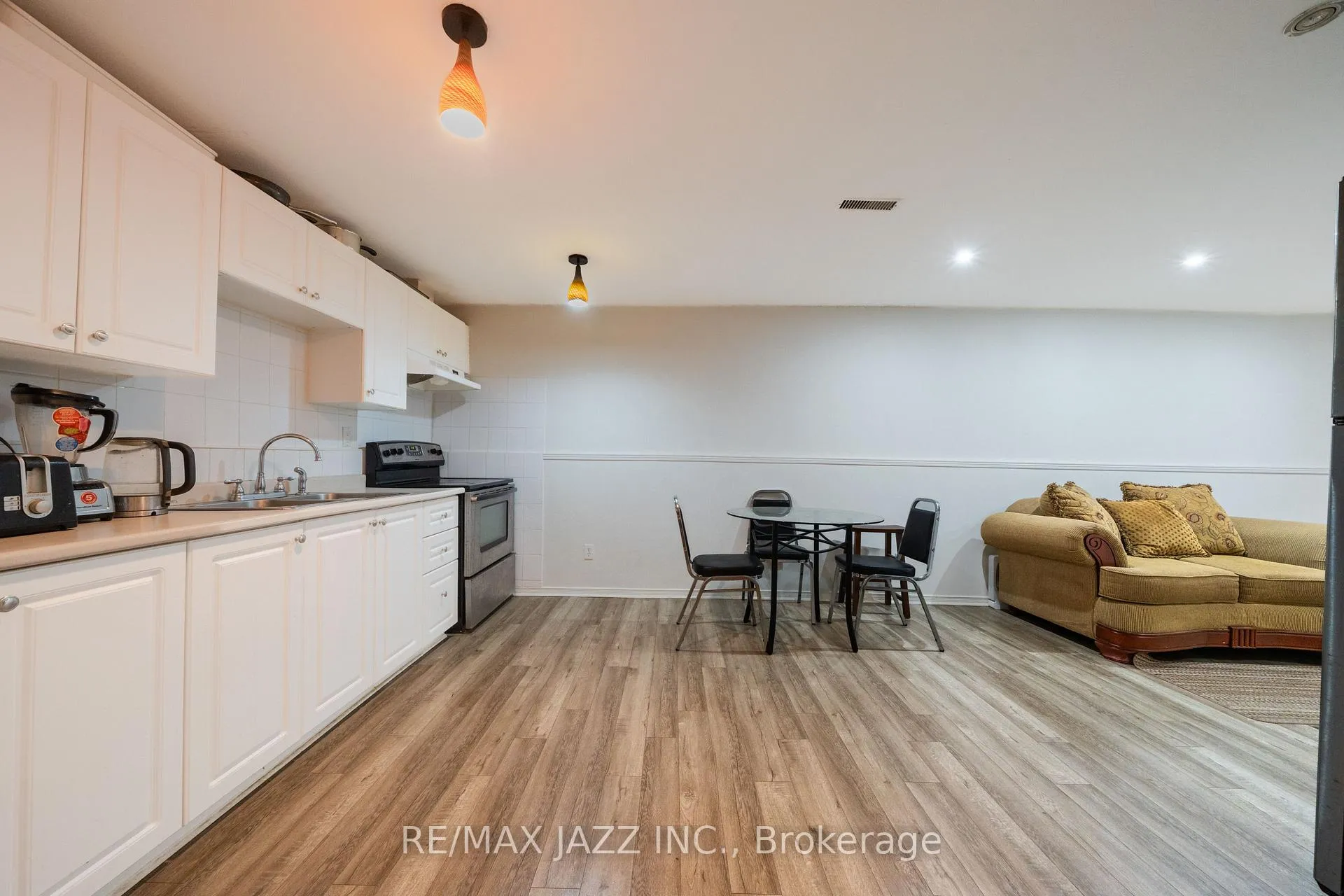 Photo 24 of 1652 Major Oaks Road, Pickering, Brock Ridge — HOMEH