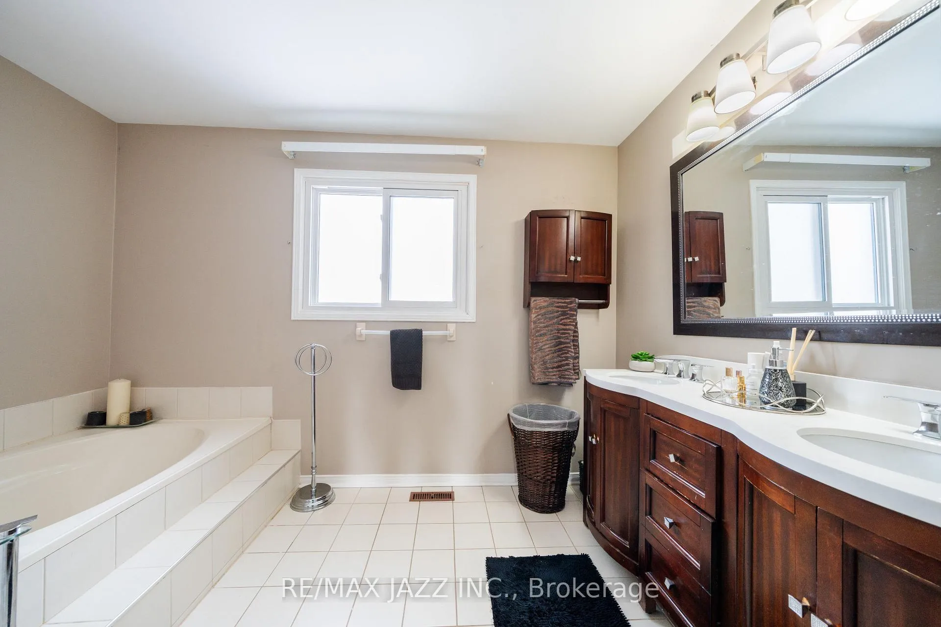Photo 34 of 1652 Major Oaks Road, Pickering, Brock Ridge — HOMEH