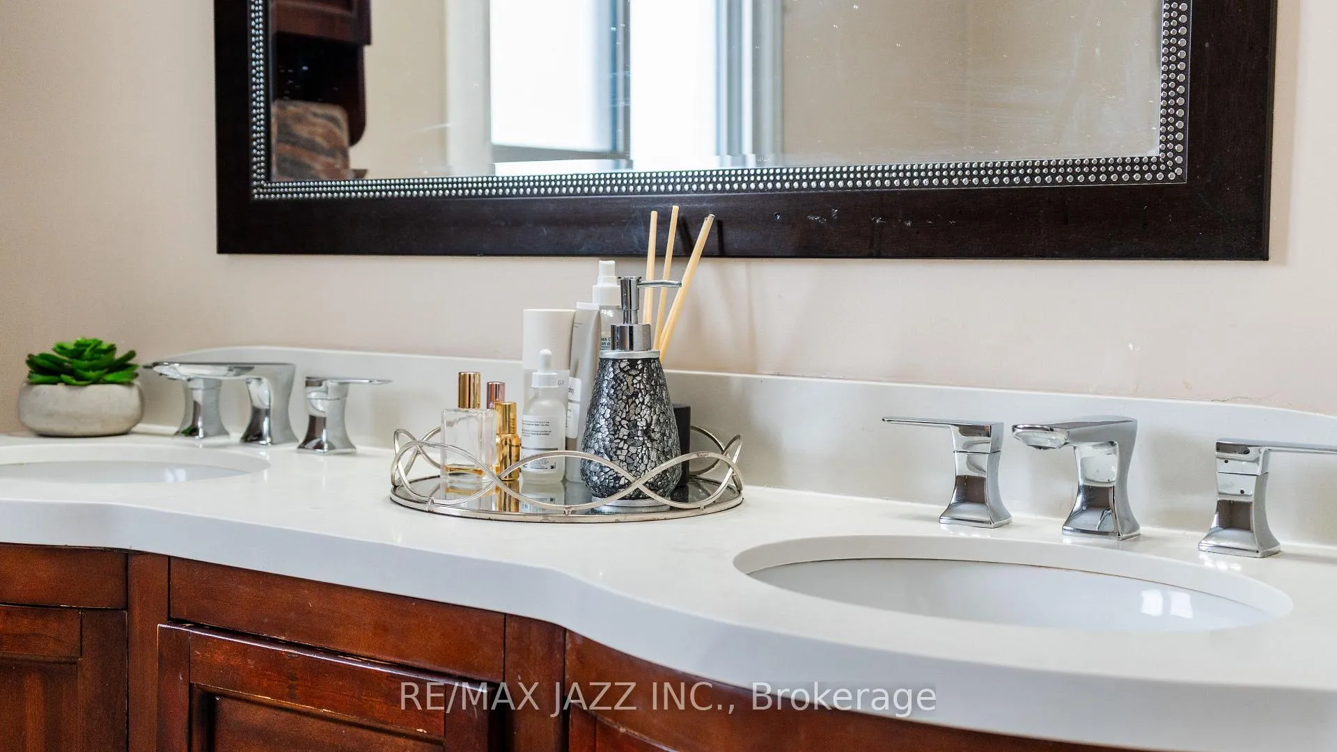 Photo 35 of 1652 Major Oaks Road, Pickering, Brock Ridge — HOMEH