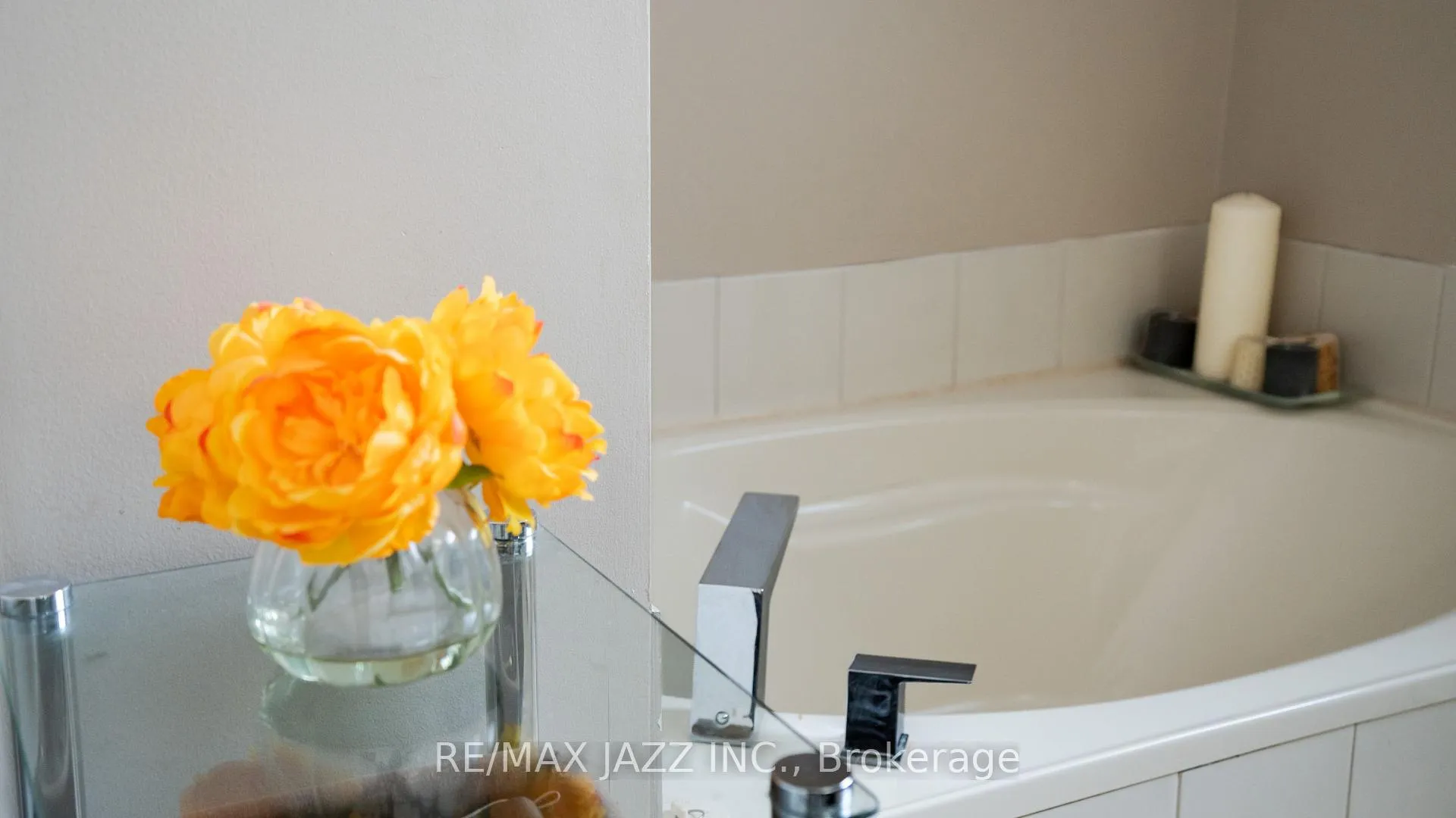 Photo 37 of 1652 Major Oaks Road, Pickering, Brock Ridge — HOMEH