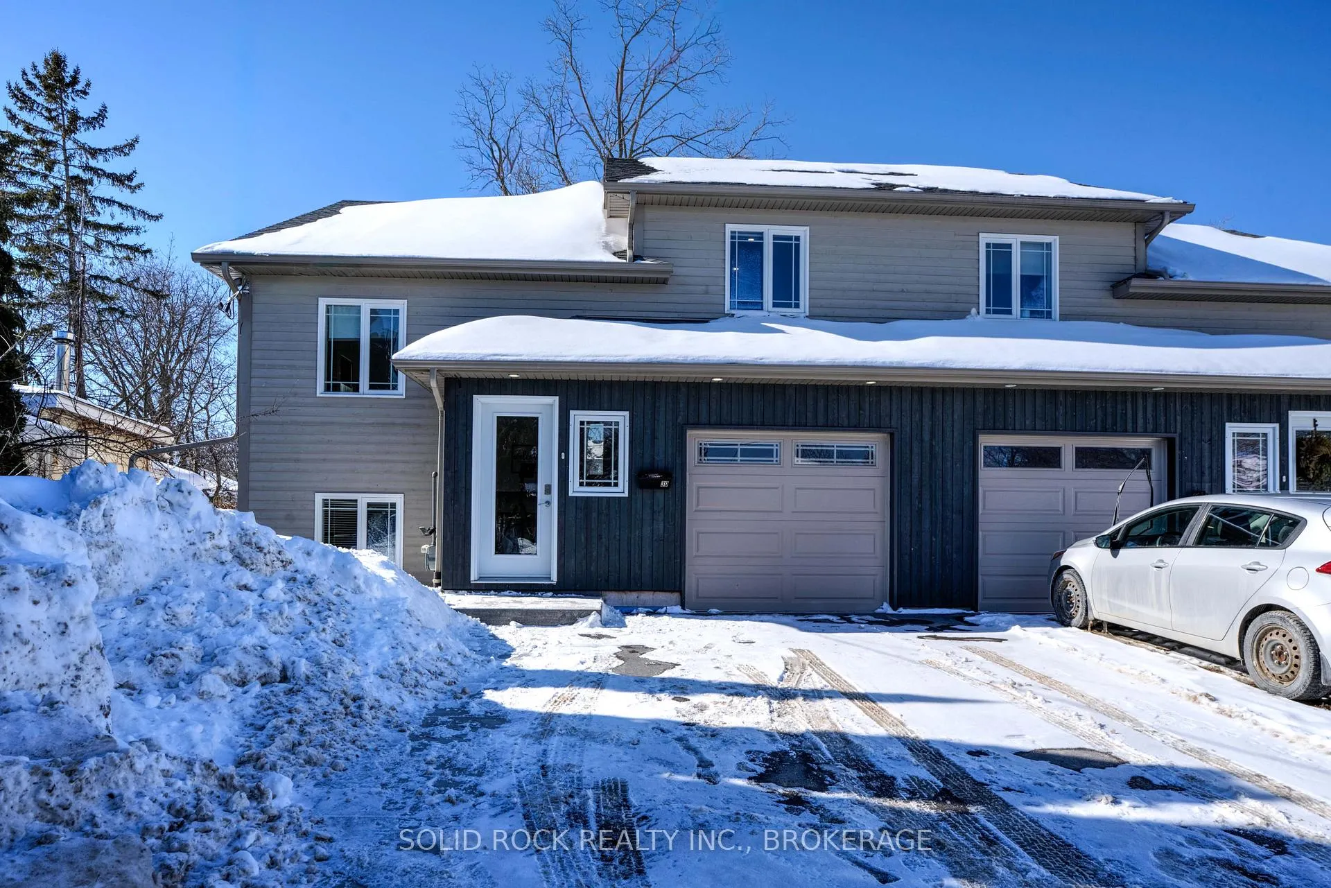 Photo 1 of 30 Fergus Street, Kingston, East of Sir John A. Blvd — HOMEH