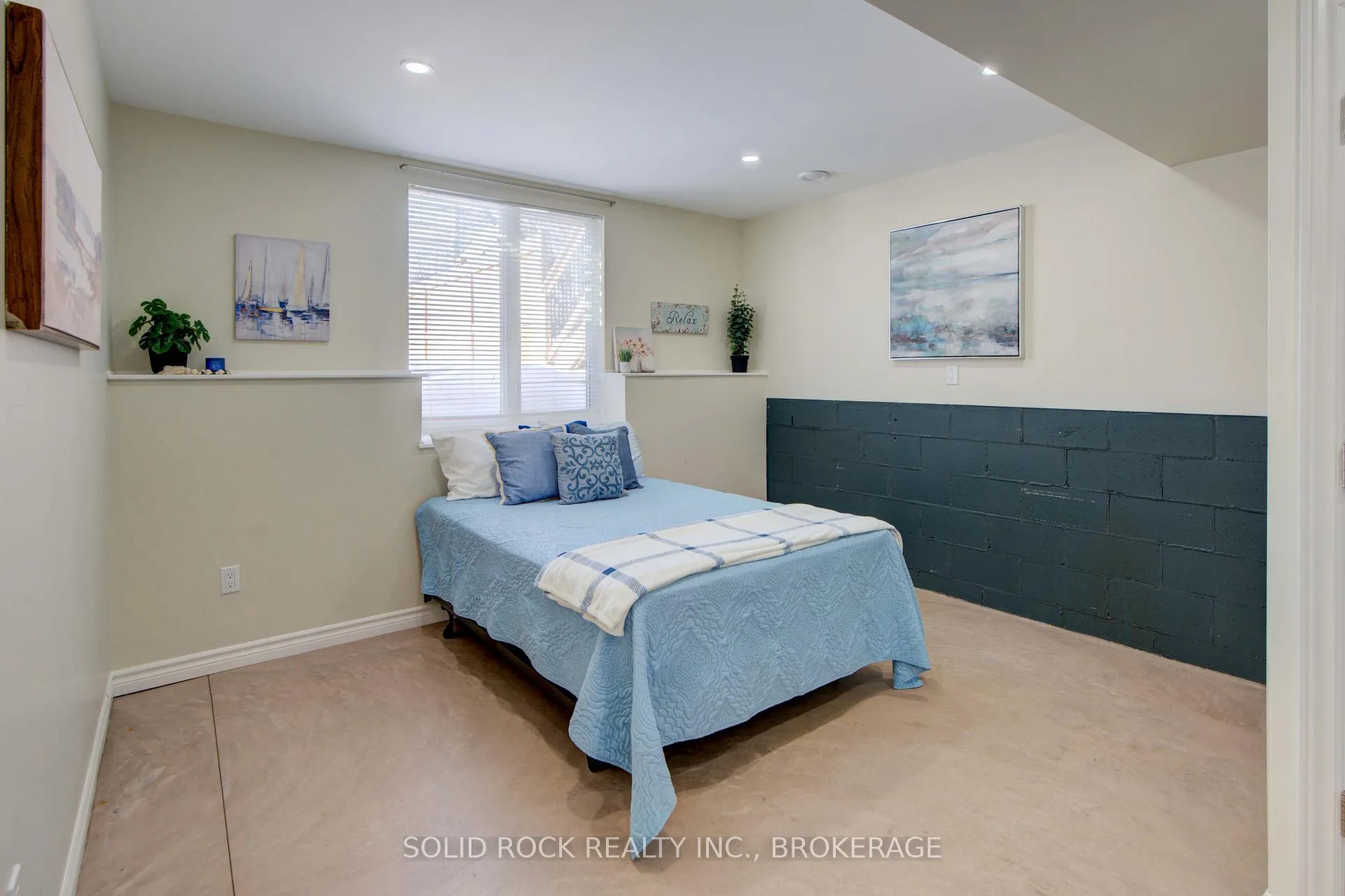 Photo 21 of 30 Fergus Street, Kingston, East of Sir John A. Blvd — HOMEH
