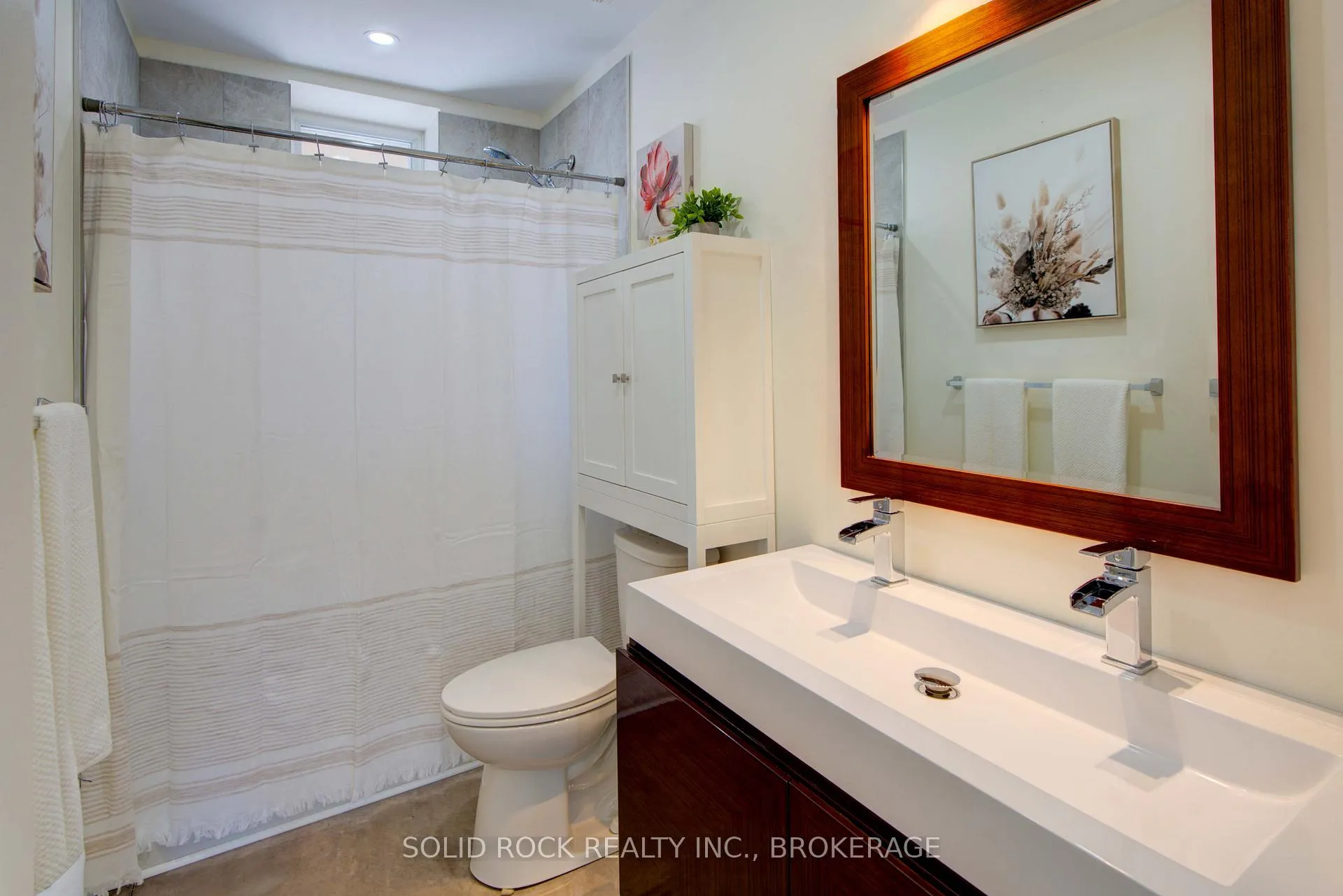Photo 23 of 30 Fergus Street, Kingston, East of Sir John A. Blvd — HOMEH