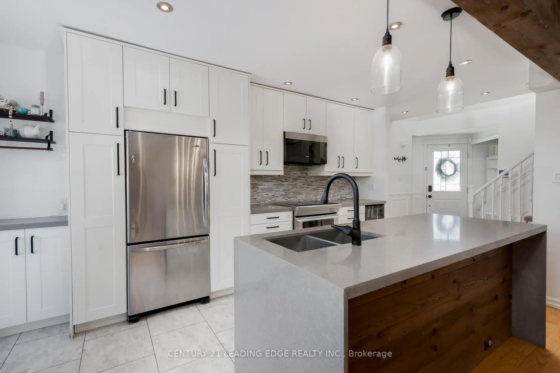 Photo 13 of 13 Gordon Court, Barrie, West Bayfield — HOMEH