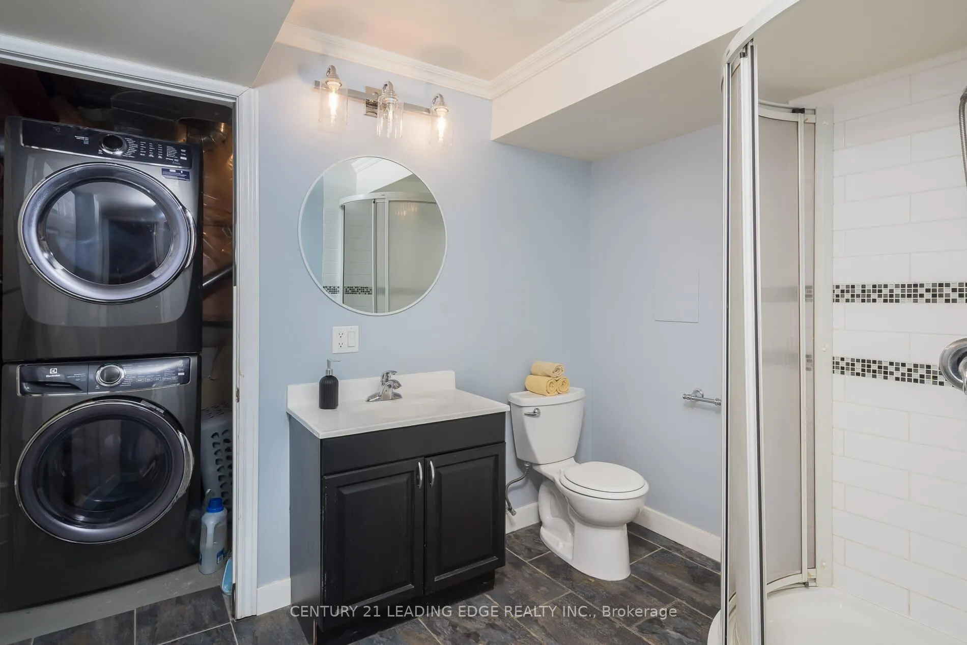 Photo 31 of 13 Gordon Court, Barrie, West Bayfield — HOMEH
