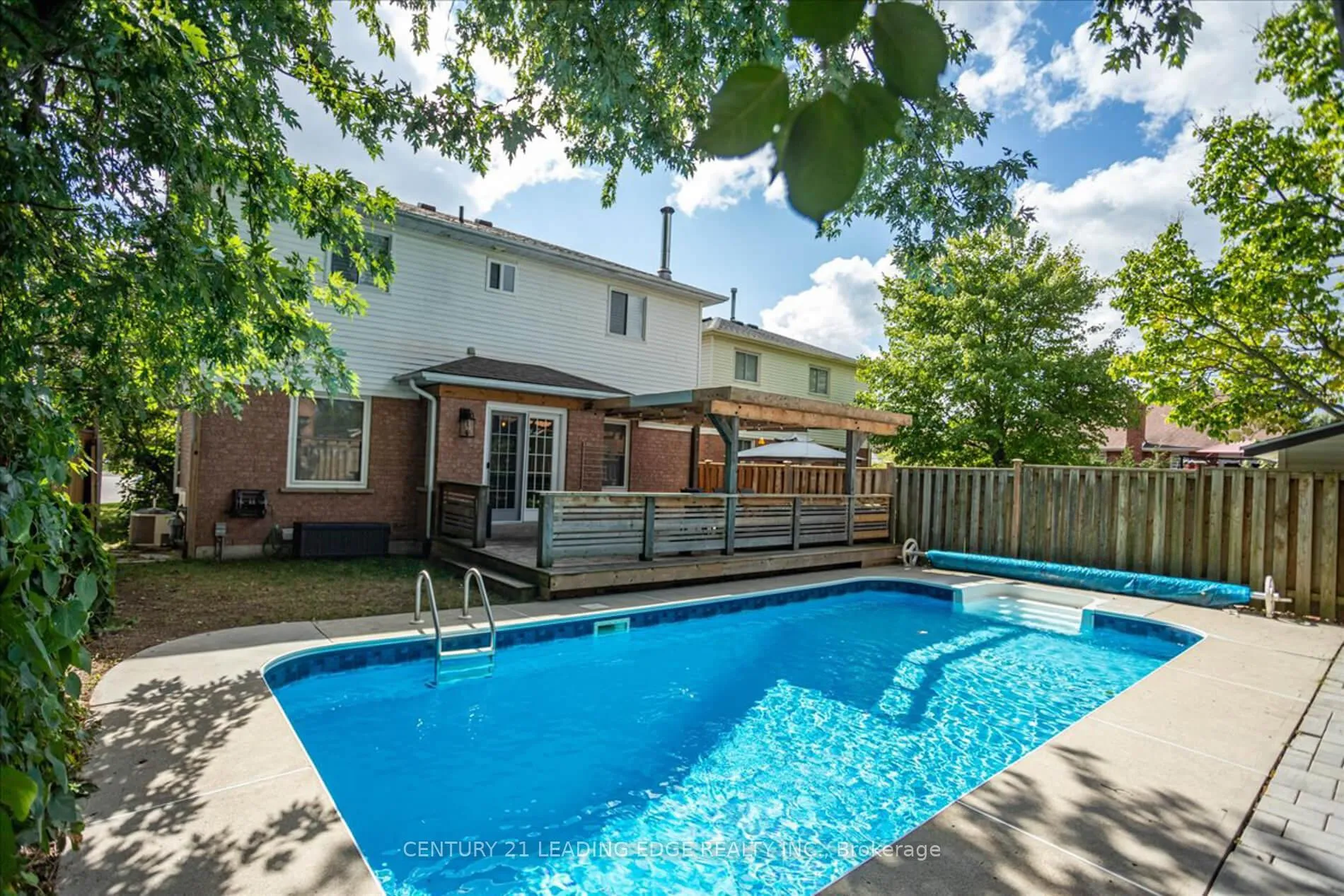 Photo 33 of 13 Gordon Court, Barrie, West Bayfield — HOMEH