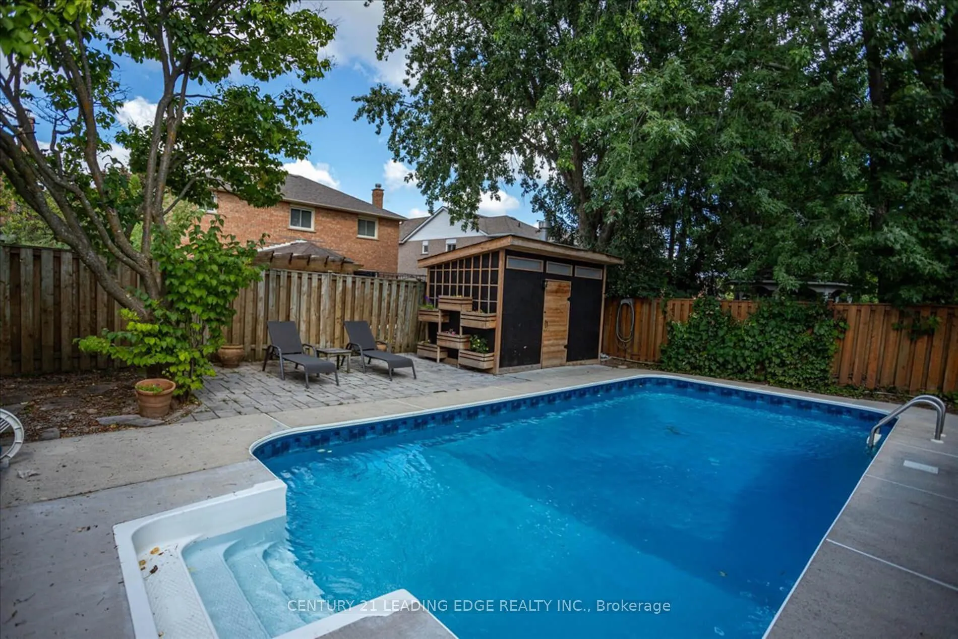 Photo 34 of 13 Gordon Court, Barrie, West Bayfield — HOMEH